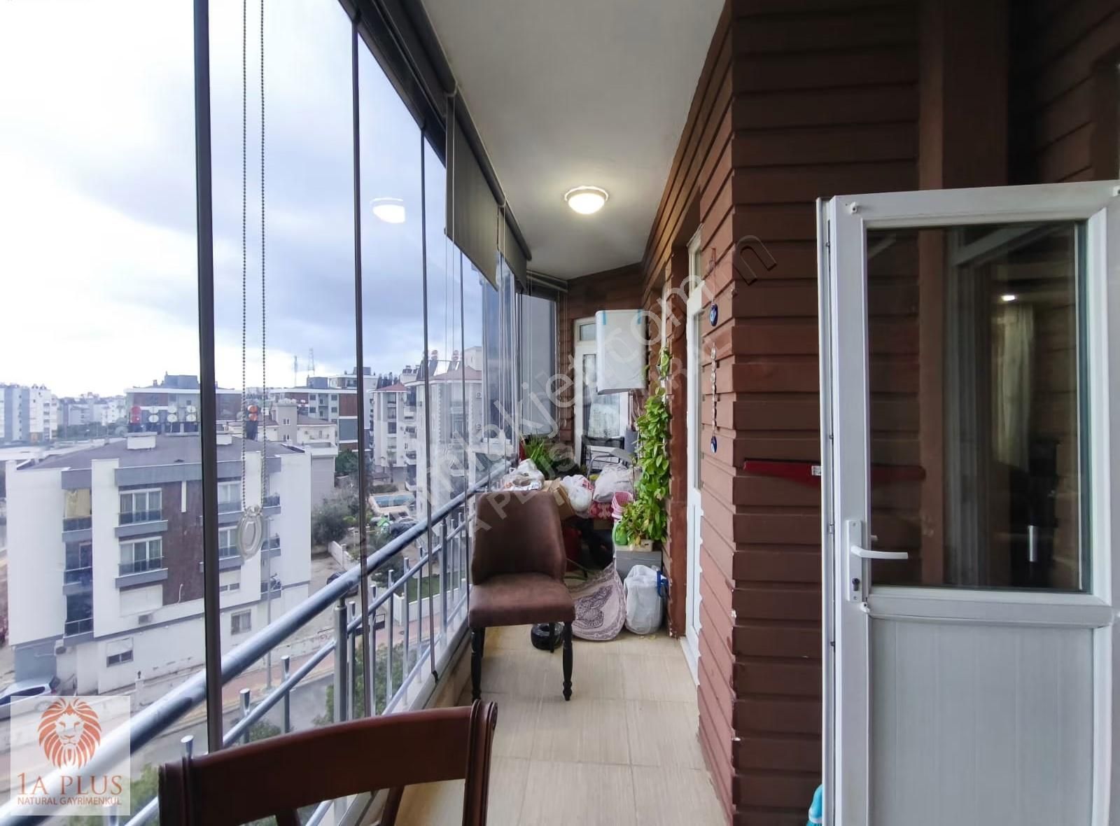 Varsak Aydoğmuş Mah. 3+1 150 M2 Çok Geniş Ve Bakımlı Asansörlü - Görsel 8