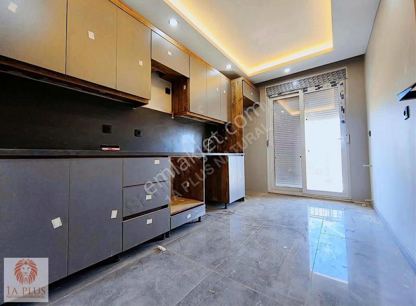 Düden Şelale Yakını Sıfır 3+1 140 M2 Lüx Yapılı Katta Asansörlü - Görsel 4