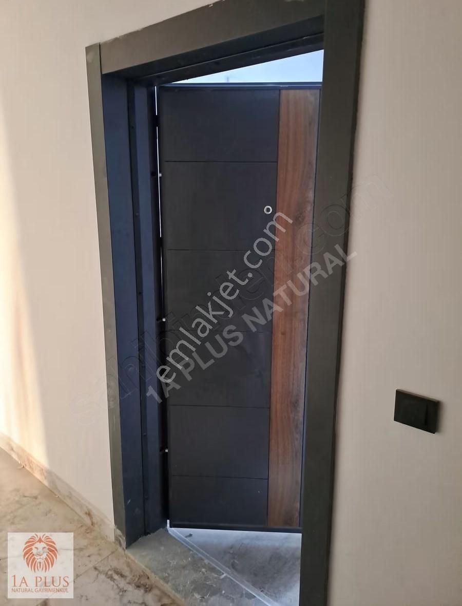 Tramvaya 50m Asansörlü 1+1 60m2 Satılık Geniş Daire - Görsel 11