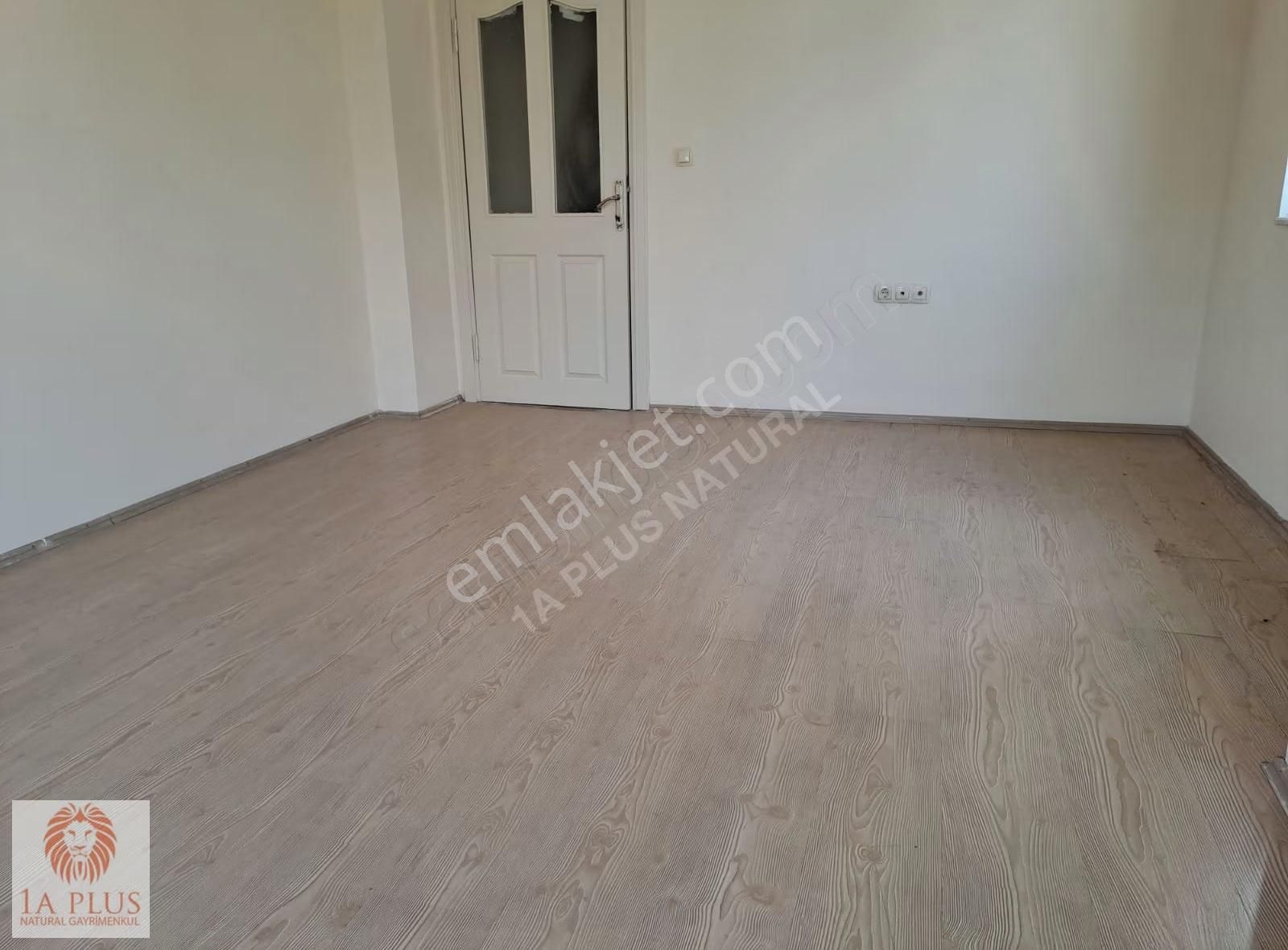 Tramvaya Yakın Limitsiz Kredi İmkanı 120m2 Satılık Geniş Daire - Görsel 35