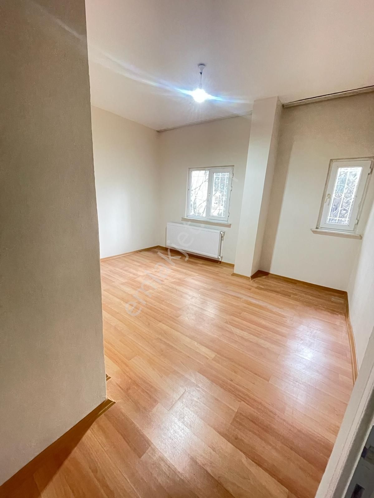 Koru Emlak'tan 1+1 Ferah Giriş Kat Daire - Görsel 5