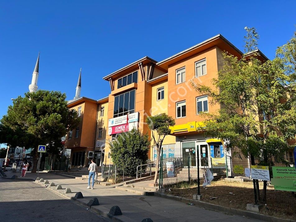 Koru Emlak'tan 1+1 Ferah Giriş Kat Daire - Görsel 16