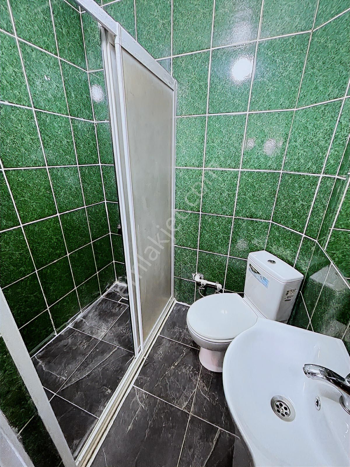 Koru Emlak'tan 1+1 Ferah Giriş Kat Daire - Görsel 27