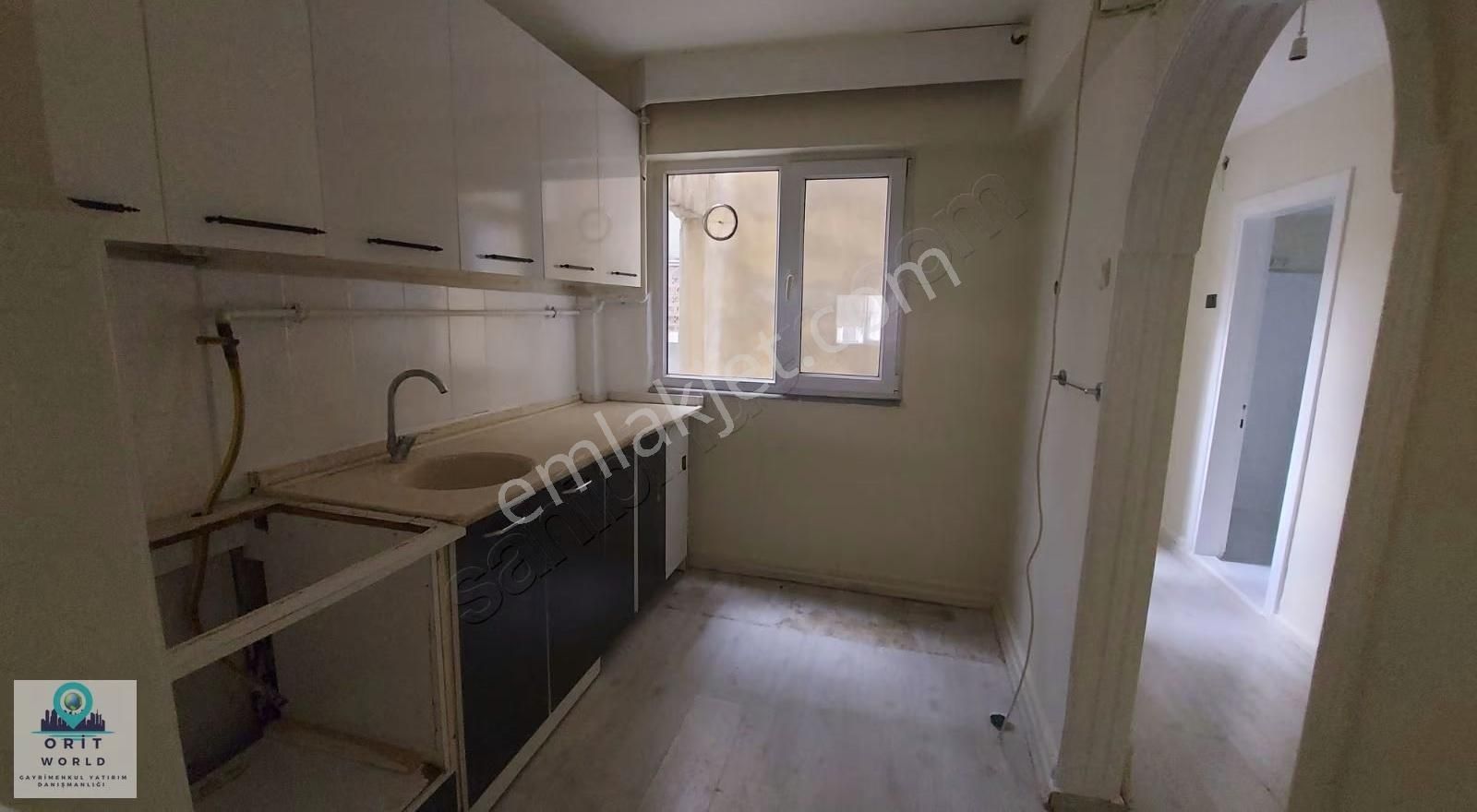 Altıparmakta Merkezi Konumda | Yeni Boyalı | 2+1 |kiralık Daire - Görsel 16