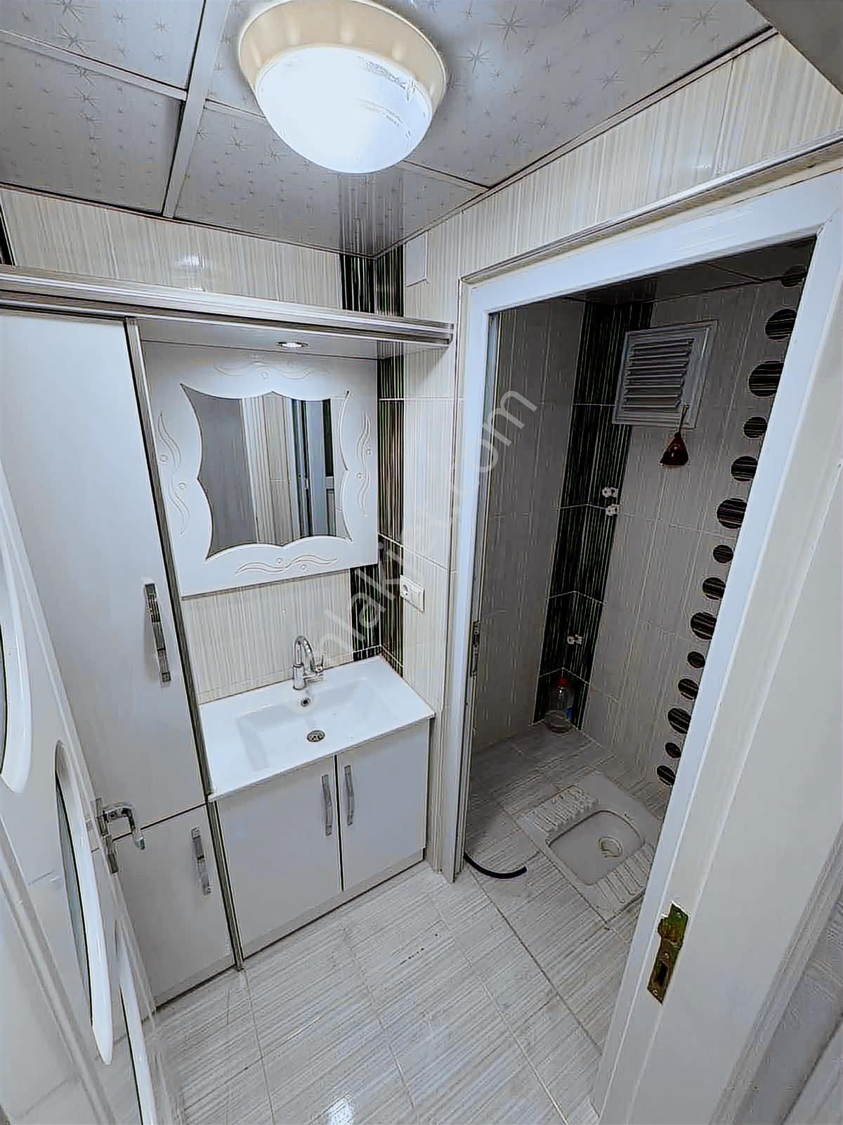 Bülbülzade Mahallesinde Garajlı Satılık Geniş Oturumlu 4+1 Daire - Görsel 9