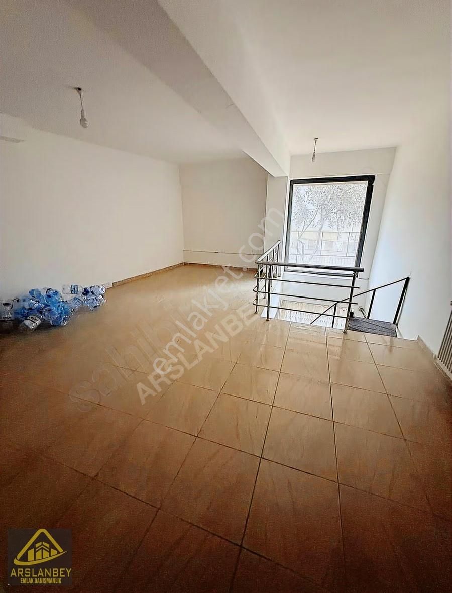 Arslanbey Emlaktan Satılık Dükkan - Görsel 10