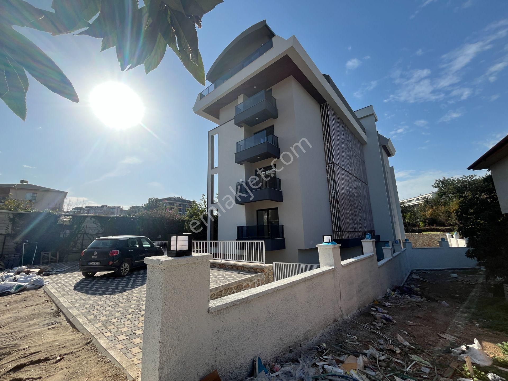 Alanya Oba Mahallesi İskanlı Havuzlu 1+1 Satılık Daire - Görsel 2