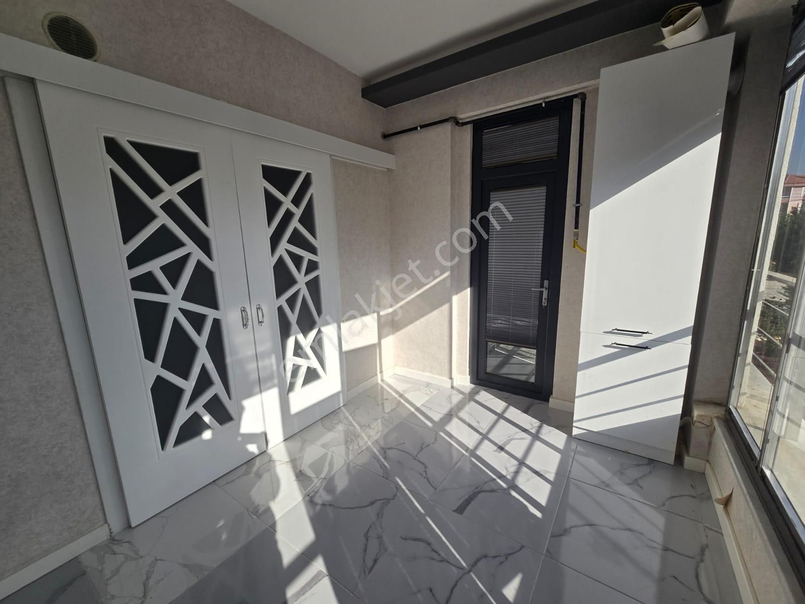 Aktel Gayrimenkulden Buharada Satılık 3+1 Daire - Görsel 15