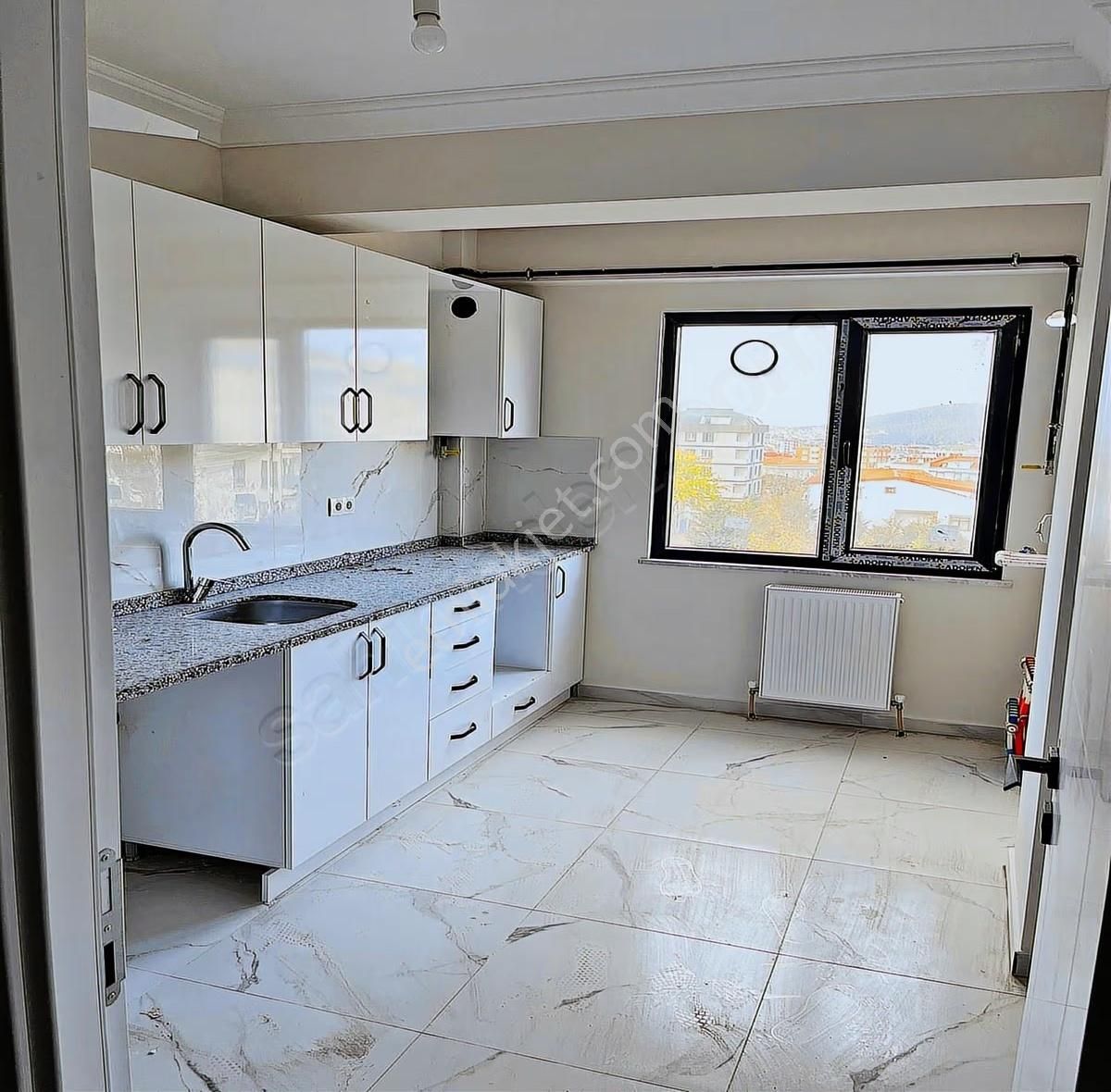 3m Yapı İnşaattan Butik Site İçerisinde 2+1 Arakat Daire!!!