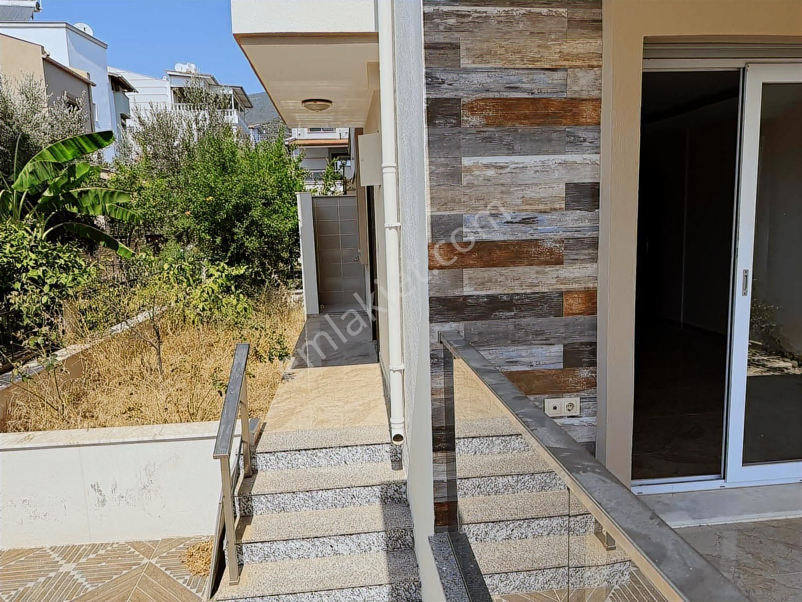 Deniz Manzaralı 3+1 Villa - Realex - Görsel 19