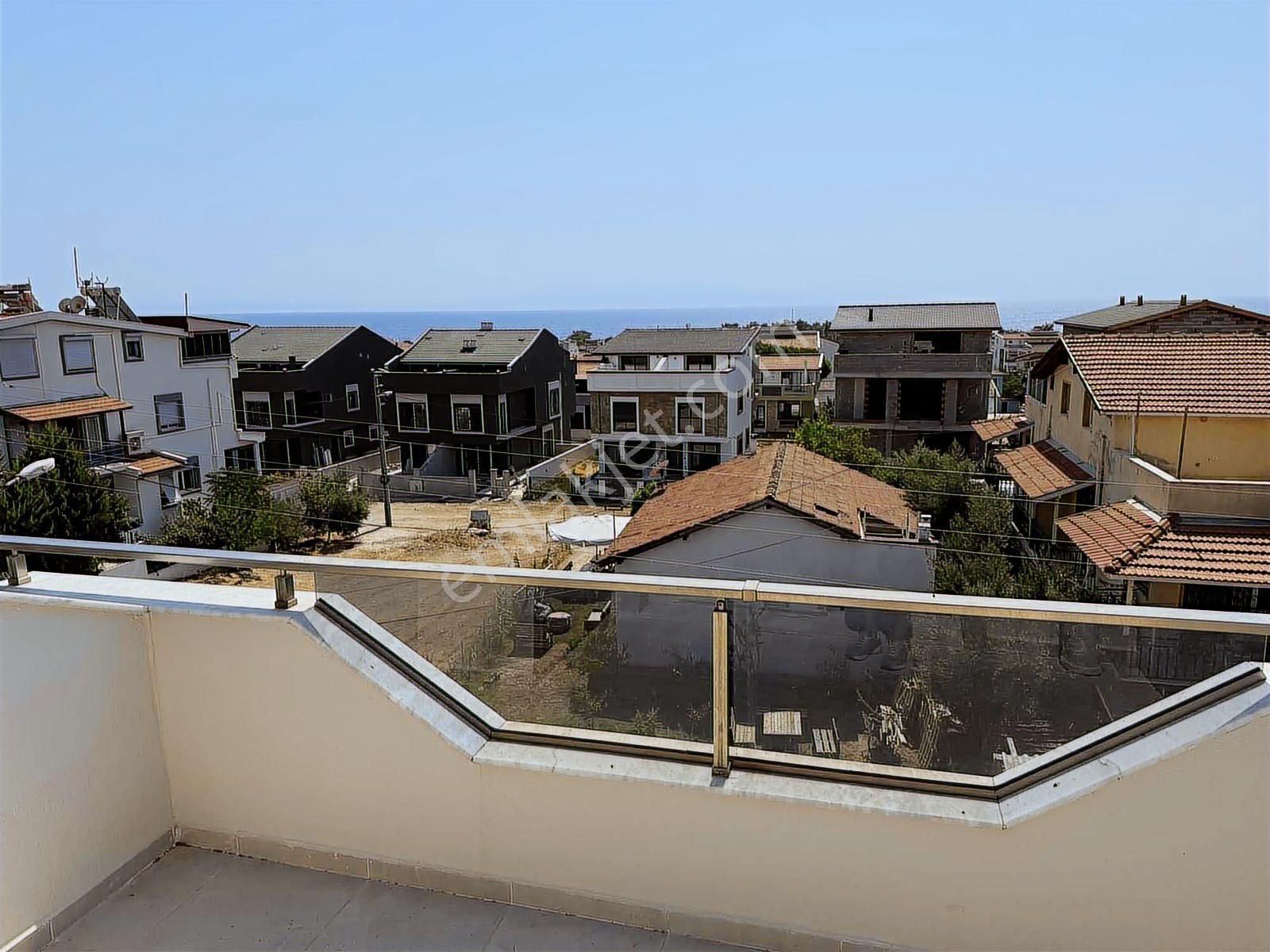 Deniz Manzaralı 3+1 Villa - Realex - Görsel 24