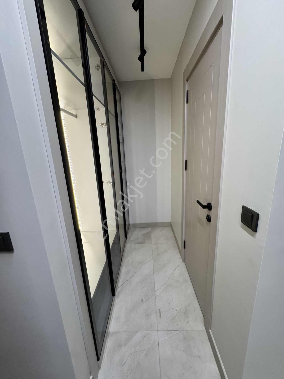 Mükemmel İşçilik Denize Yürüme Mesafesi 3+1 Sıfır Villa - Görsel 29