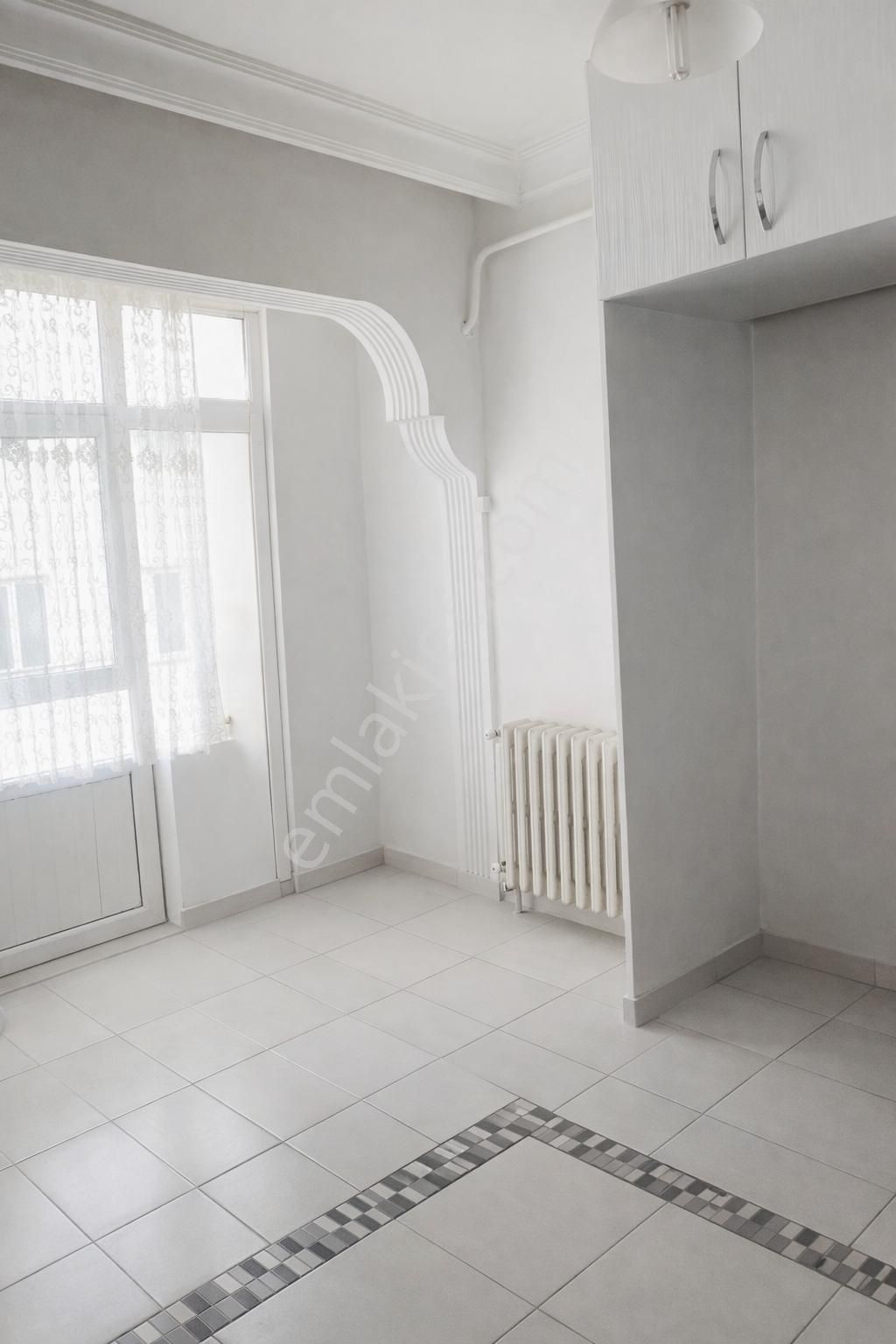 Remax-mid'den Merkezi Lokasyonda Kiralık 2+1 Dublex Daire - Görsel 6