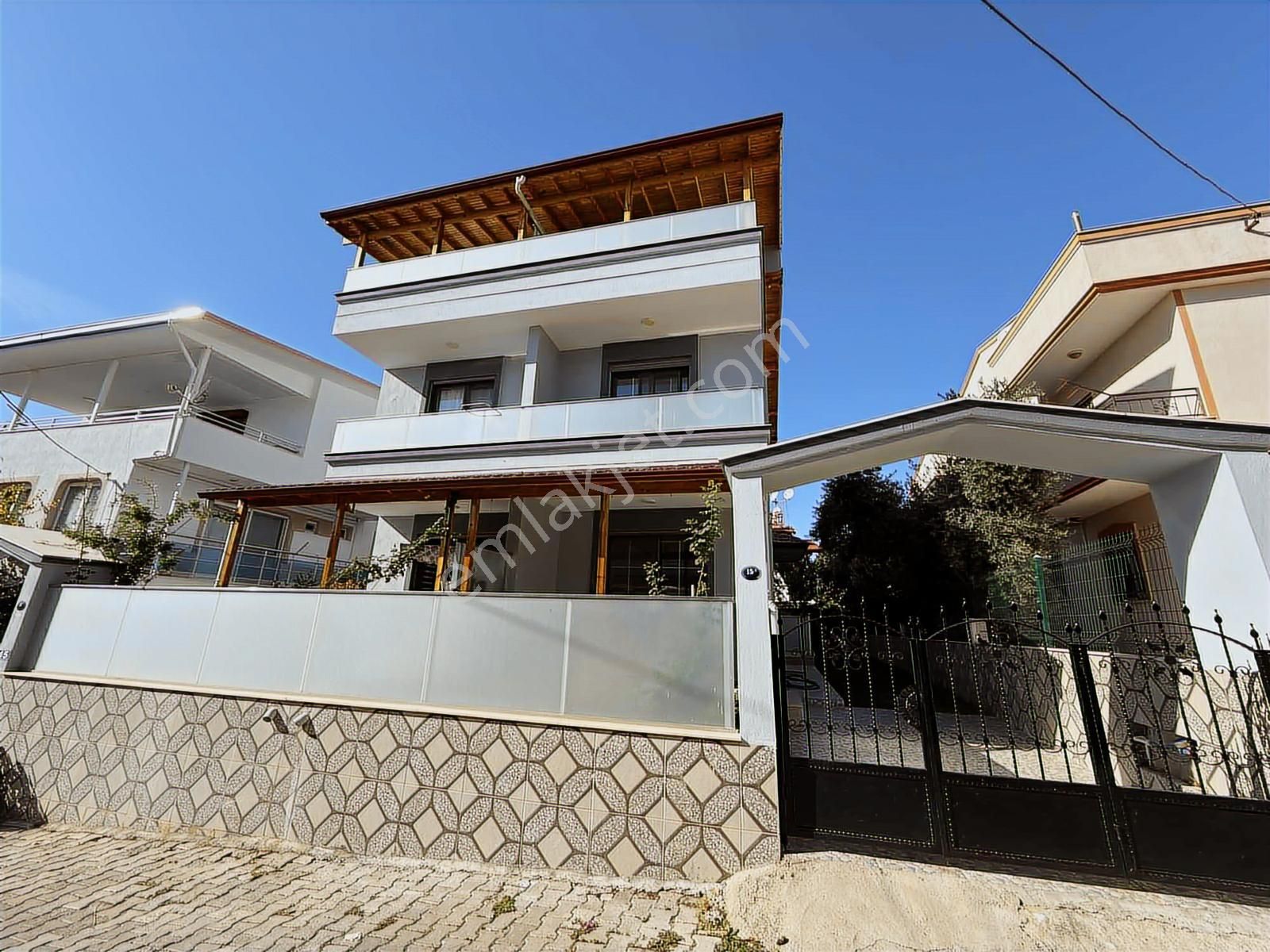 Realex'den Özdere'de Denize Yakın 4+1 Sıfır Vılla - Görsel 12