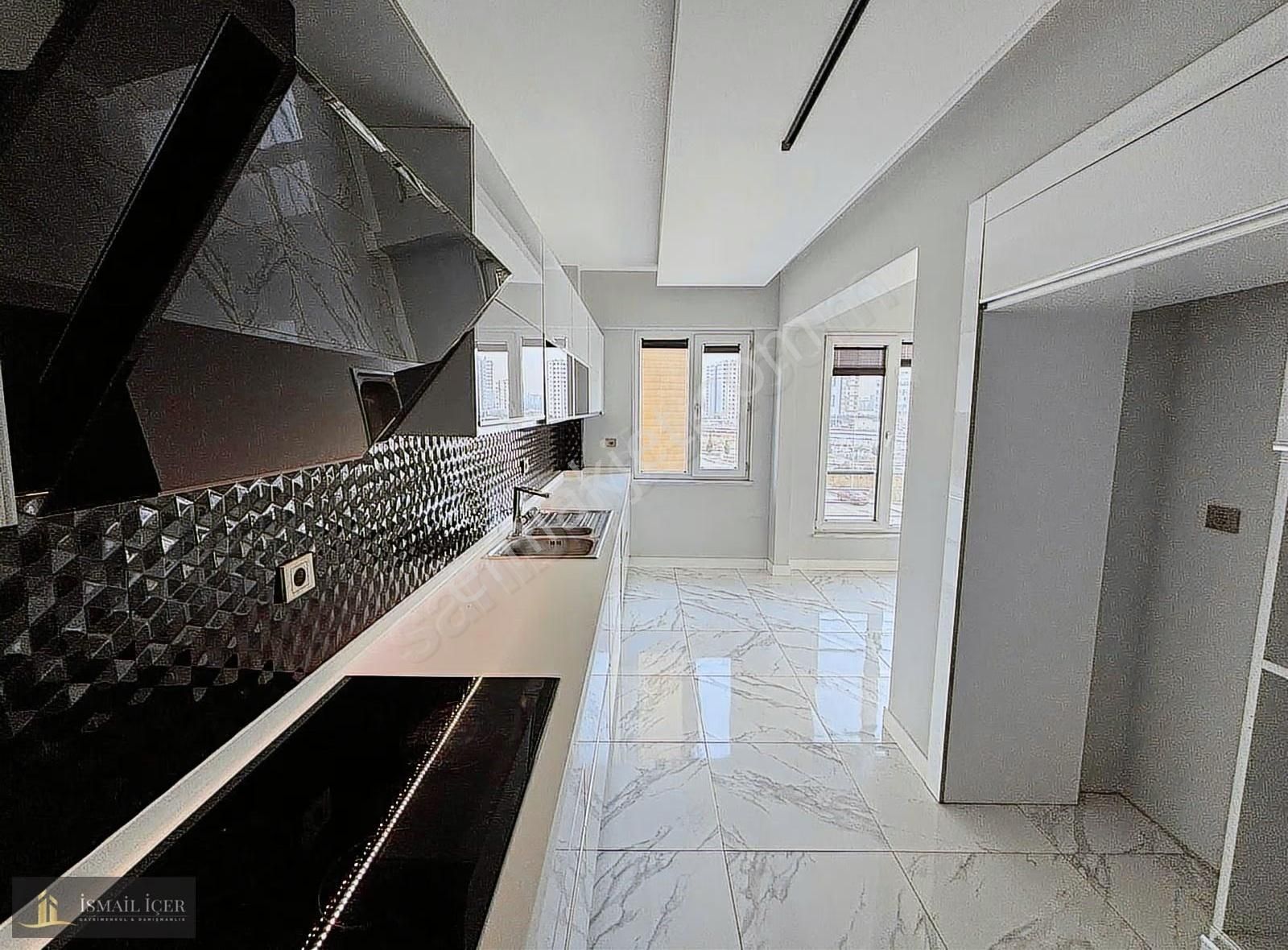 Yakut Mahallesinde Satılık Muhteşem 4+1 - Görsel 18