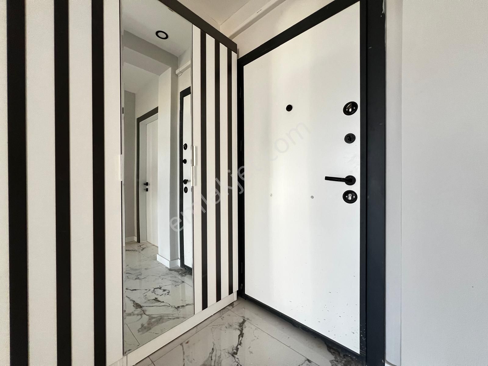 ⫸ Yiğit Gayrimenkul'den⫷ Bahçelievler'de Kendine Hayran Bırakıcak Ayrı Mutfaklı▃ Satılık 2+1daire▃ - Görsel 11