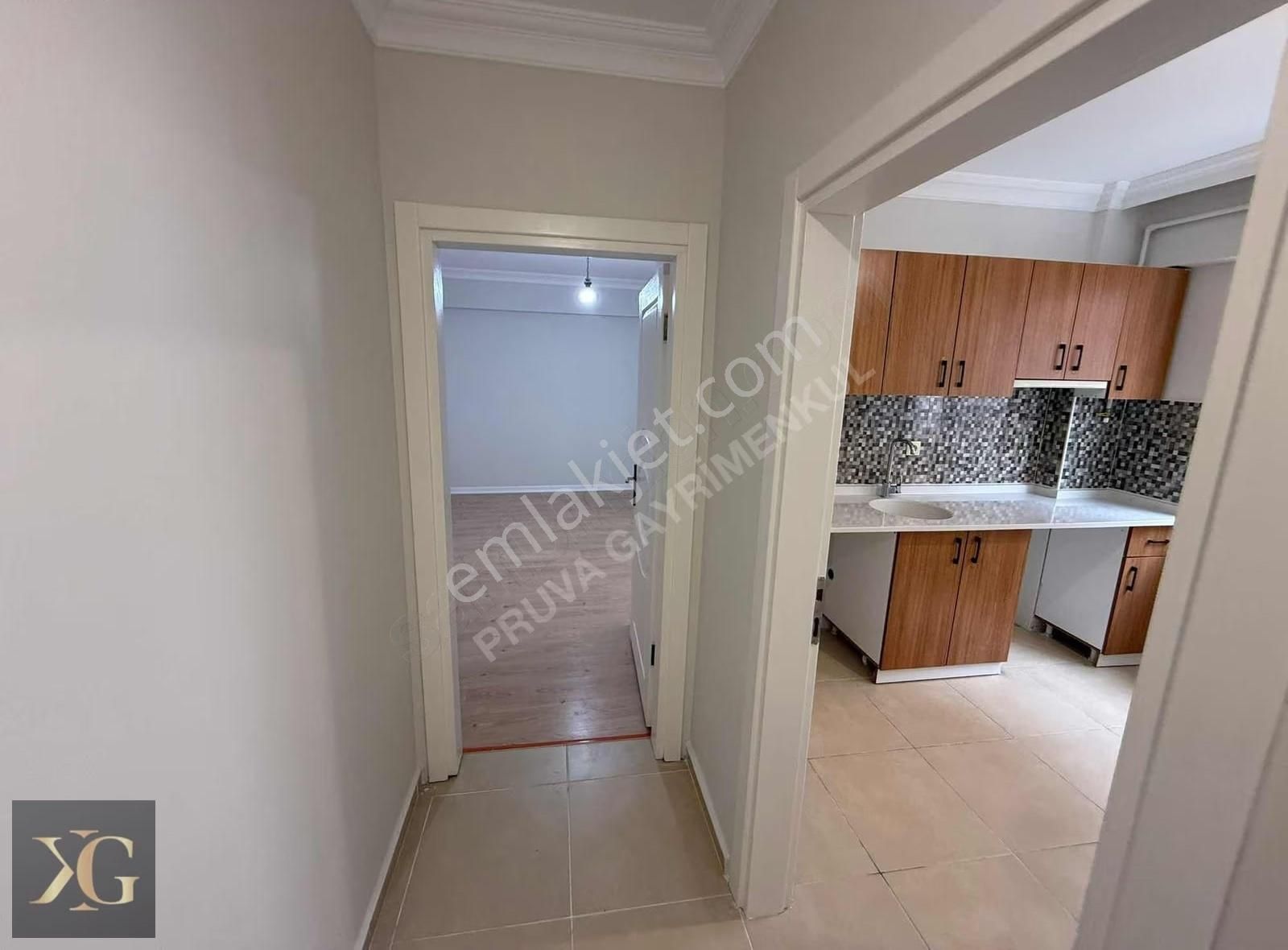 Pruva'dan 2+1 Ayrı Mutfaklı Aile Apartmanında Daire - Görsel 5