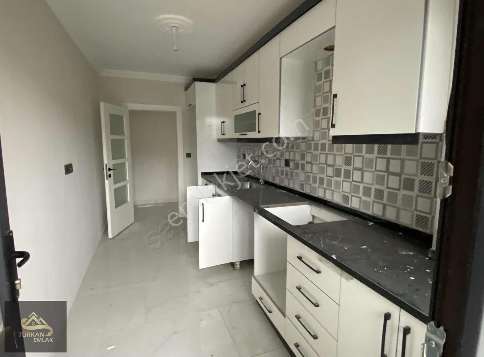 Bartın Kurcaşile Liman Mevkii Ana Cadde Üzeri Daire - Görsel 8