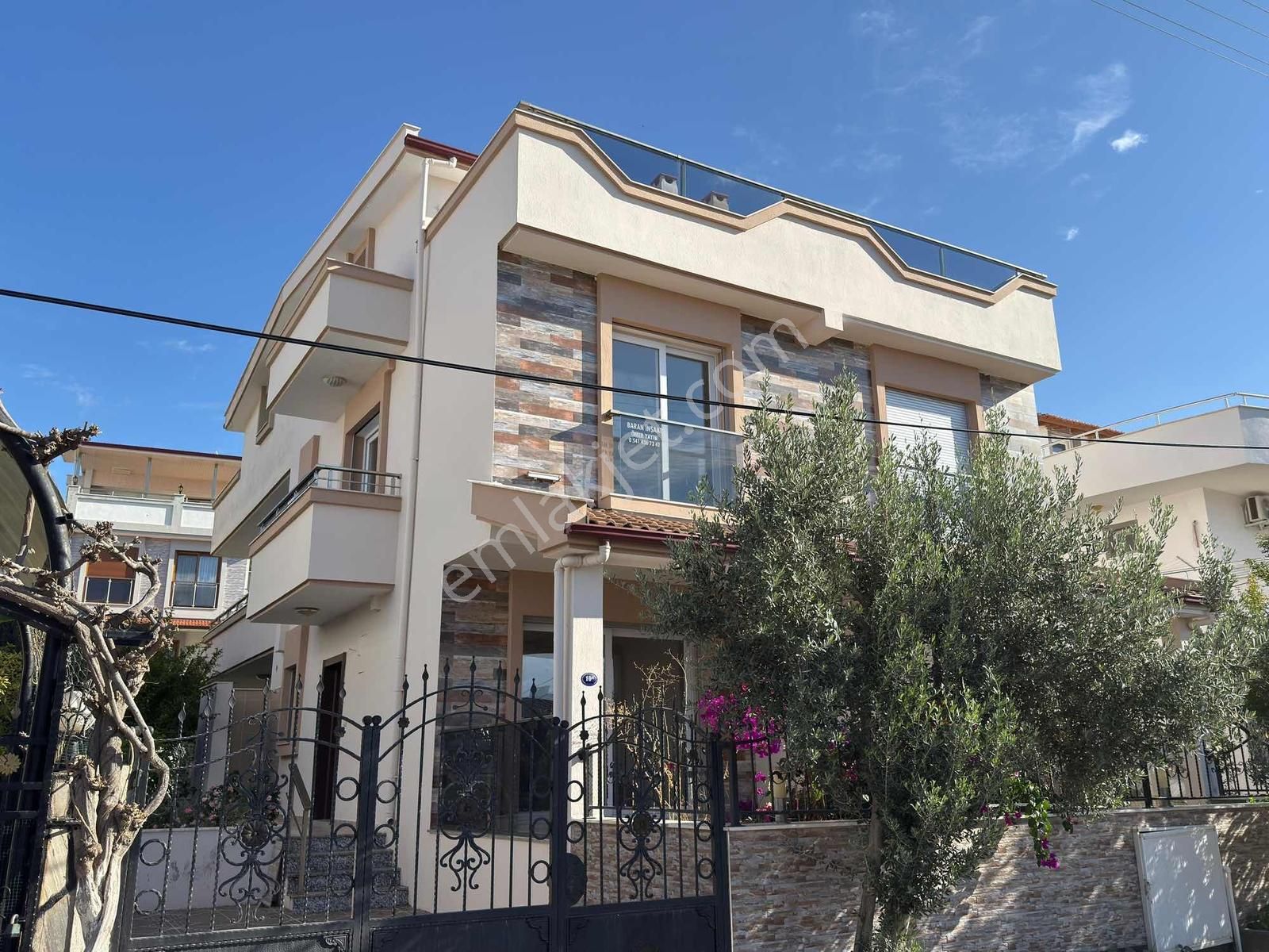Merkezi Konumda Deniz Manzaralı /otoparklı Yazlık Villa (realex) - Görsel 18