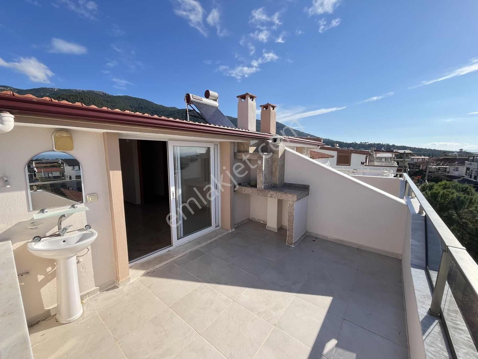 Merkezi Konumda Deniz Manzaralı /otoparklı Yazlık Villa (realex) - Görsel 27