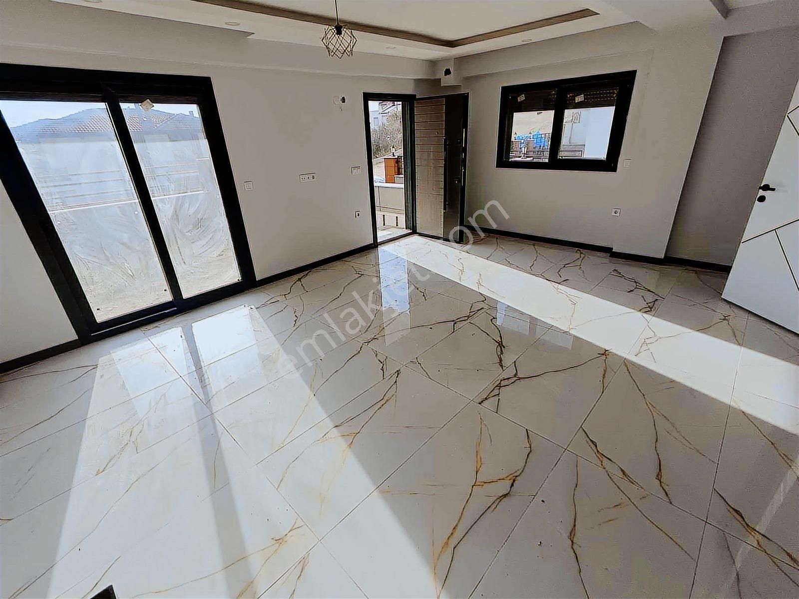 Havacılar Kampı Yakını Geniş,otoparklı 4+1 Villa ( Pazarlık Var) - Görsel 17