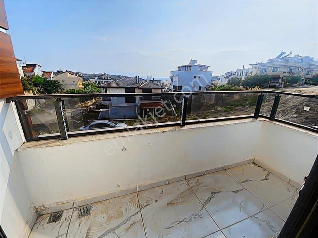 Havacılar Kampı Yakını Geniş,otoparklı 4+1 Villa ( Pazarlık Var) - Görsel 4