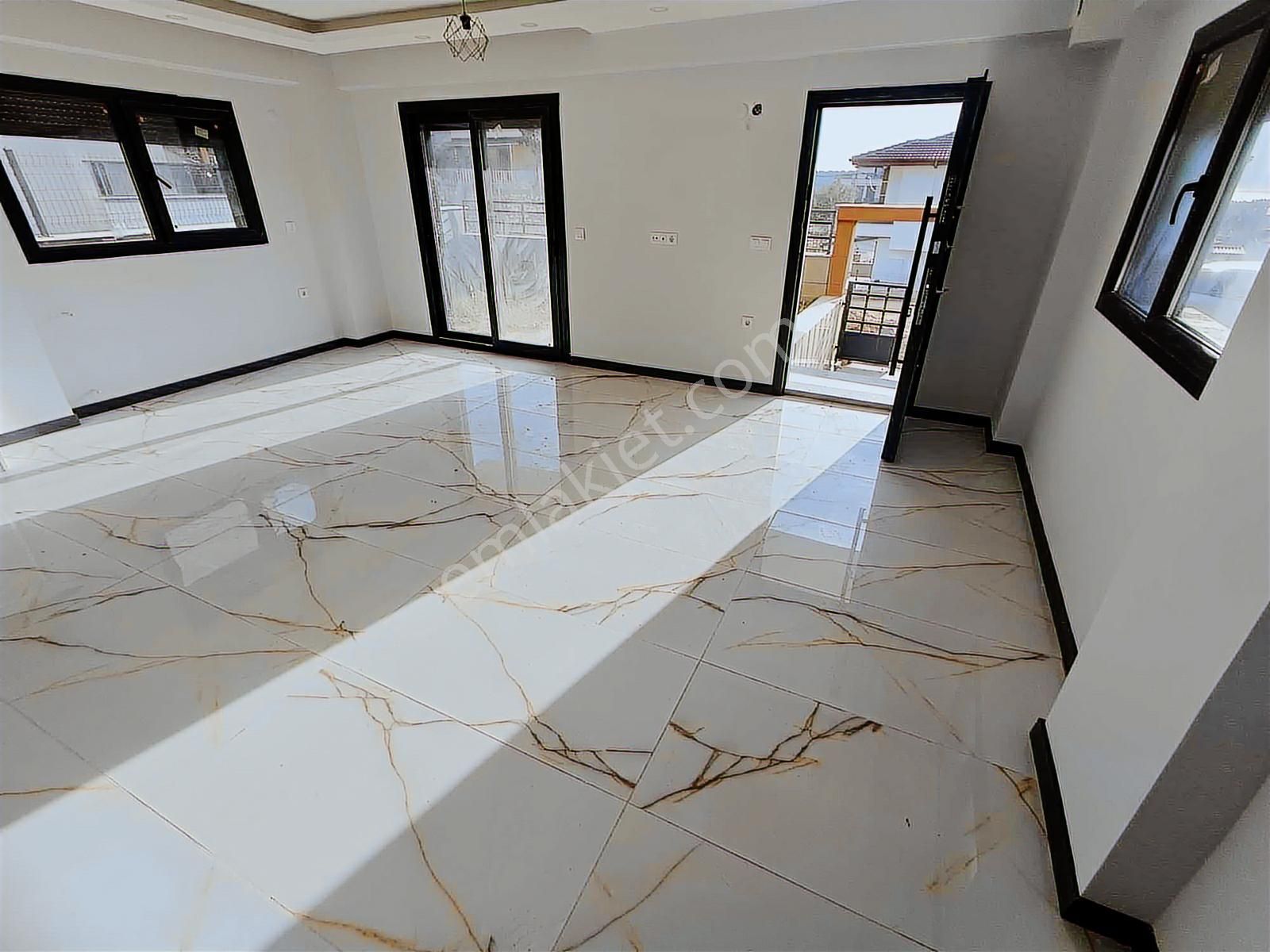 Havacılar Kampı Yakını Geniş,otoparklı 4+1 Villa ( Pazarlık Var) - Görsel 8