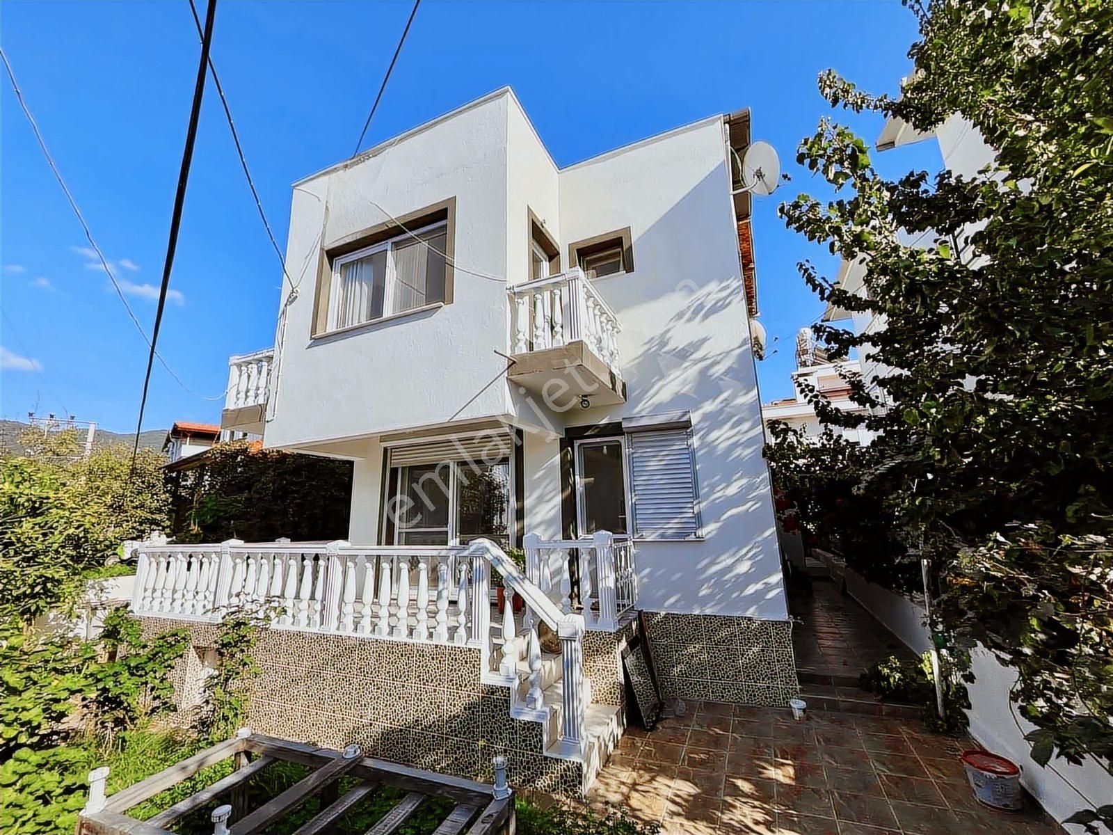 Değerinin Altında Fırsat Villa 3+1 Deniz Manzaralı - Realex