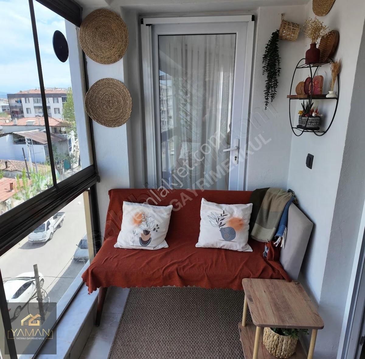 Reşatbey Mah. Novada Yol Üzeri Satılık 3+1 Arakat Ferah Daire. - Görsel 15