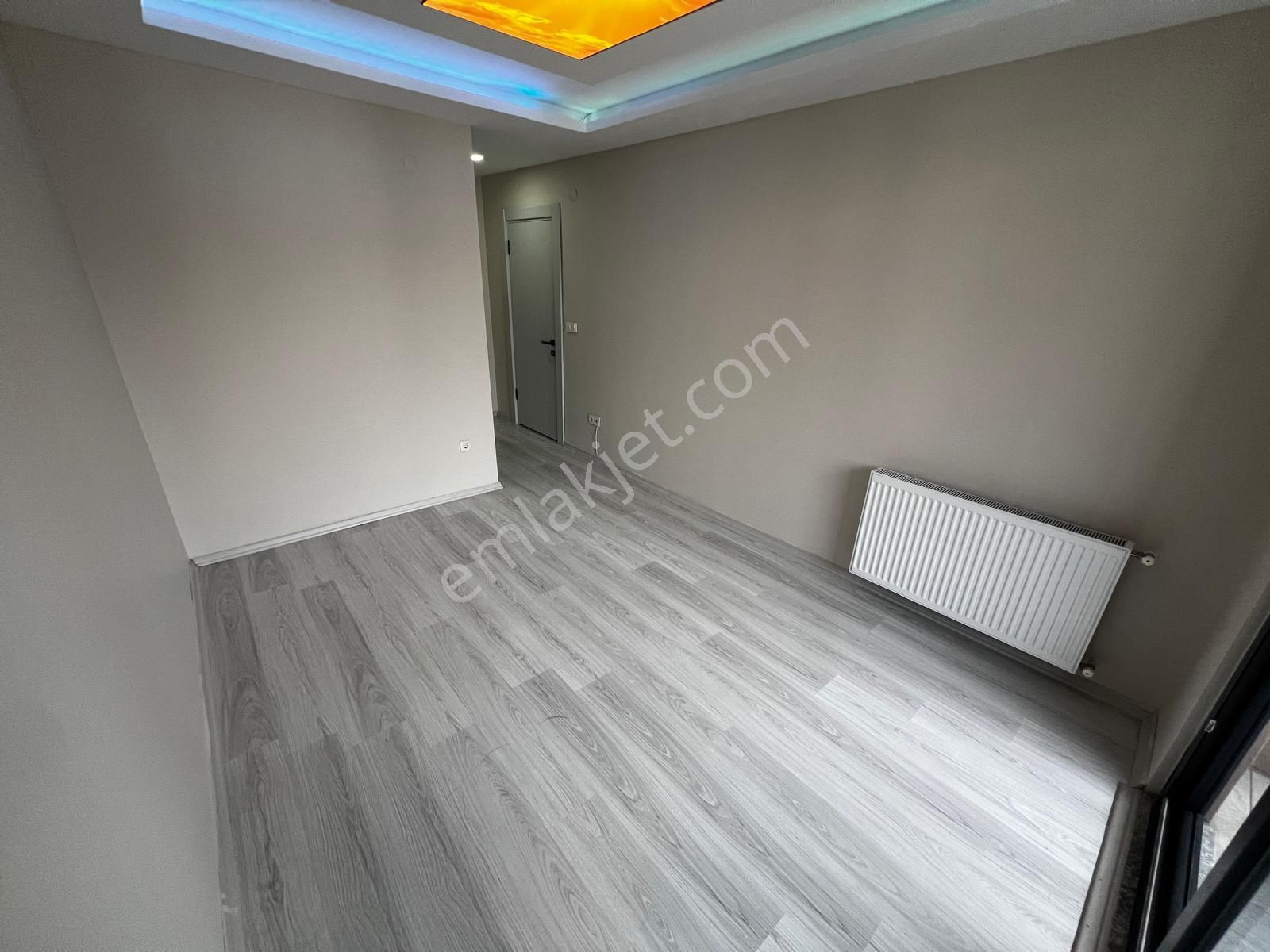 Yiğit'ten Akçay'da 3+1 Ebeveyn Banyolu Geniş Ön Cephe Lüks Daire - Görsel 19