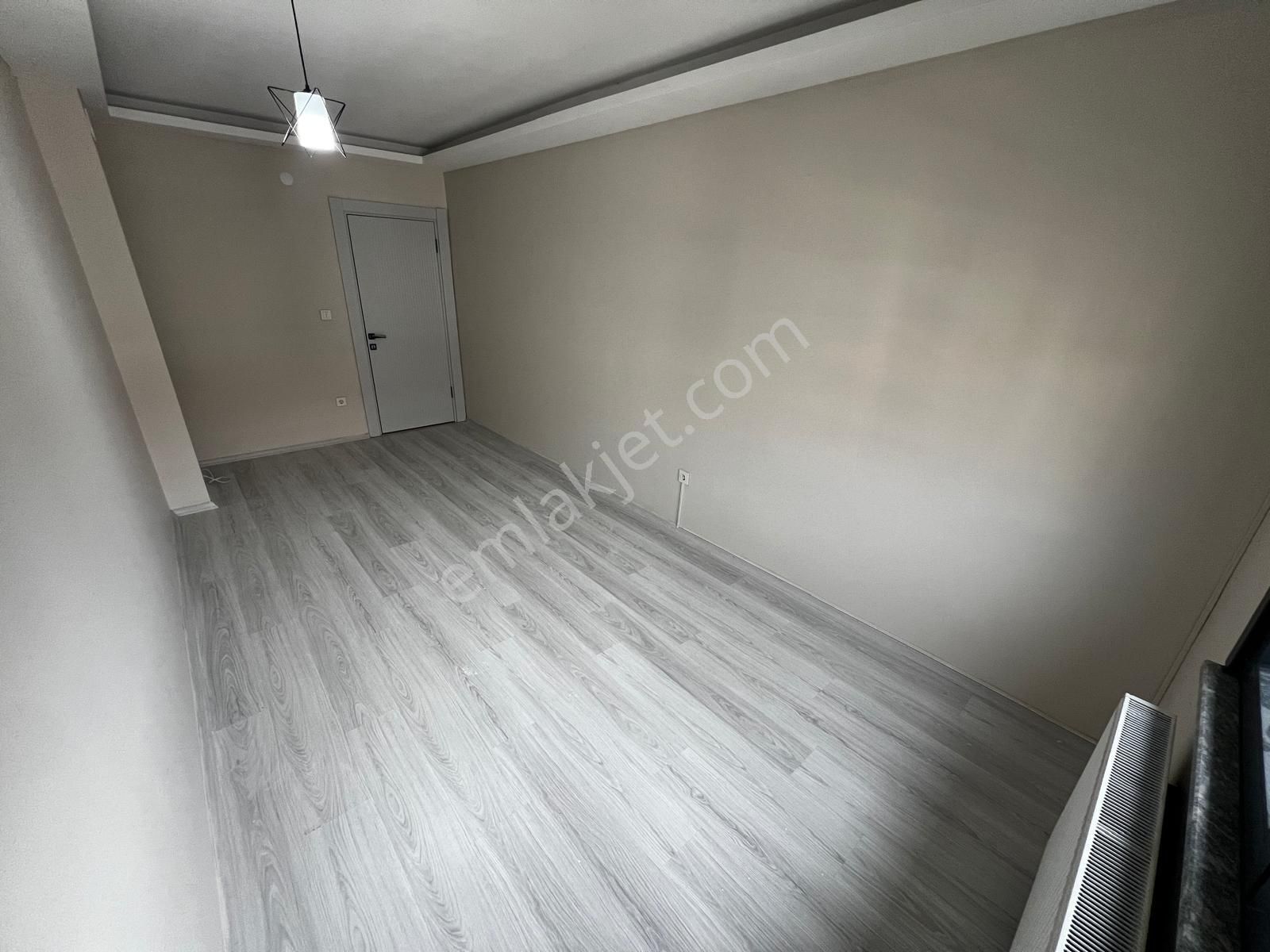 Yiğit'ten Akçay'da 3+1 Ebeveyn Banyolu Geniş Ön Cephe Lüks Daire - Görsel 26