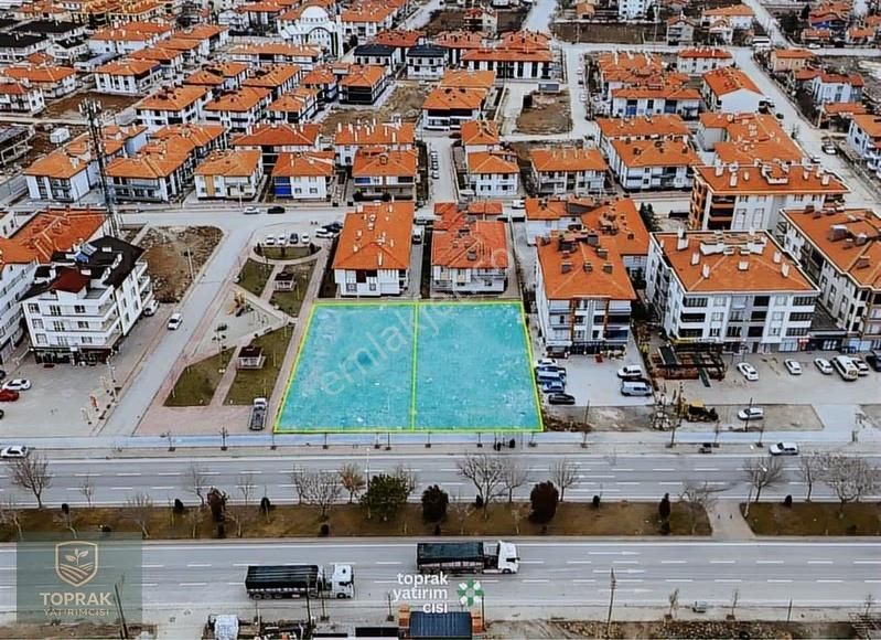 Karaman Yolu Cepheli 1.600 M² Ticari + Konut Arsası