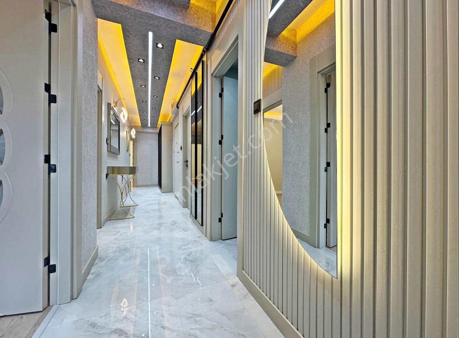 Özçeliklerden Haftanın Fırsat Dairesi Full Yapılı Emsalsiz 3+1 - Görsel 35