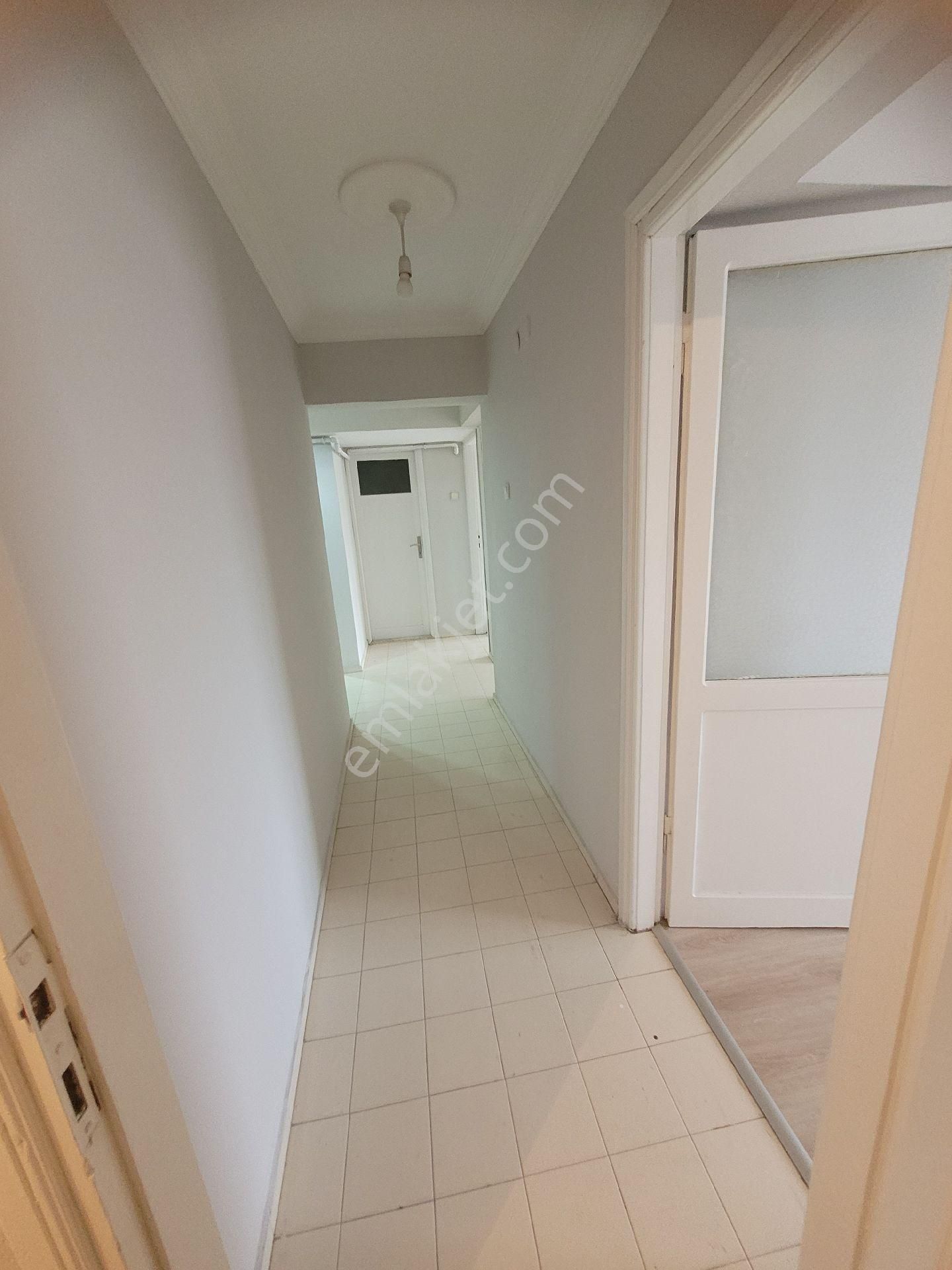 Şirinyer Menderes Caddesi Üzerinde Merkezi Kiralık Daire - Görsel 8