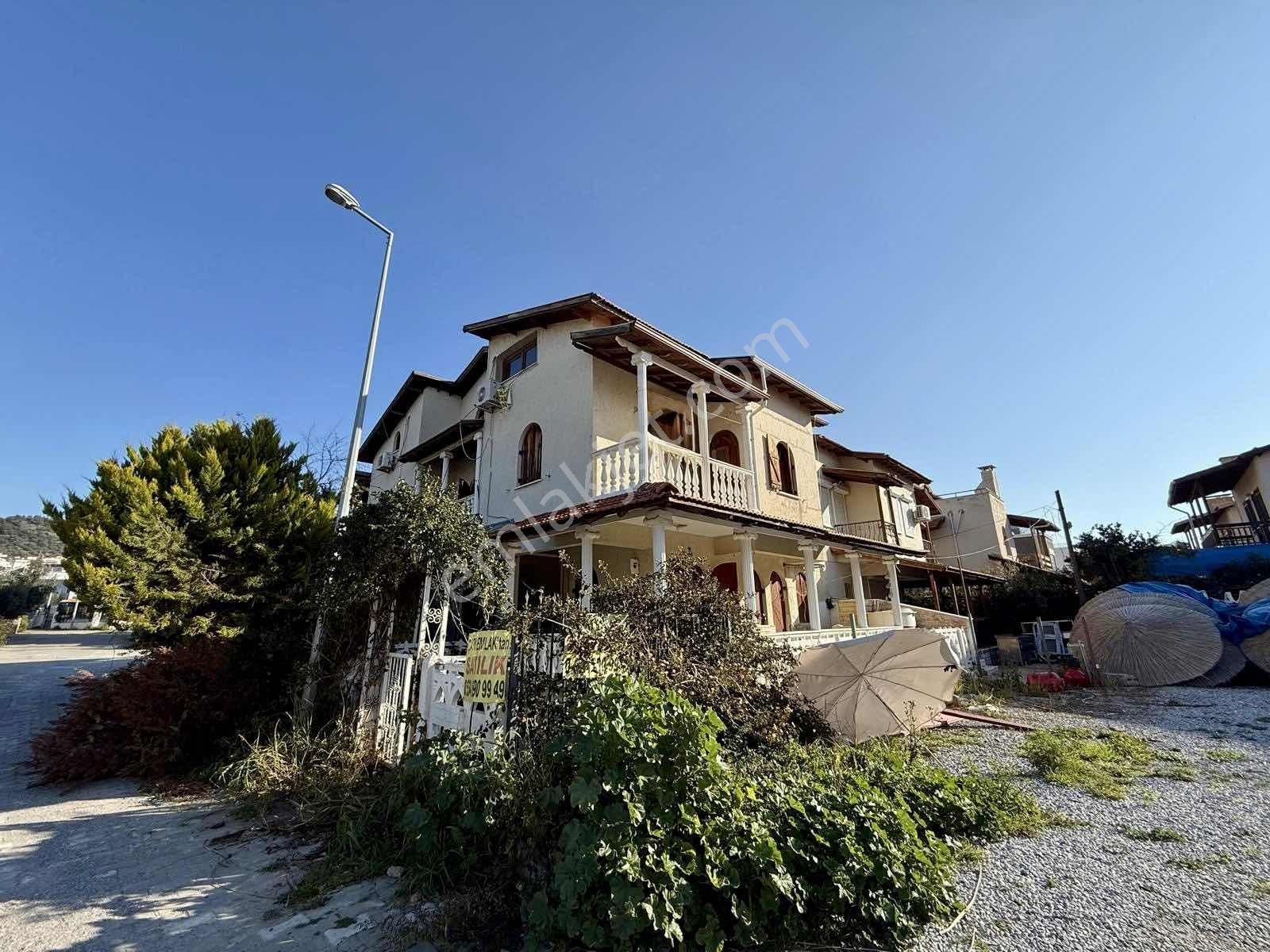 Sahile 30 Metre | Çukuraltında Deniz Manzaralı 3+1 Villa Fırsat - Görsel 13