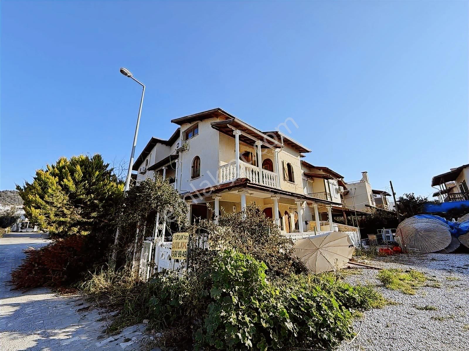 Sahile 30 Metre | Çukuraltında Deniz Manzaralı 3+1 Villa Fırsat - Görsel 27
