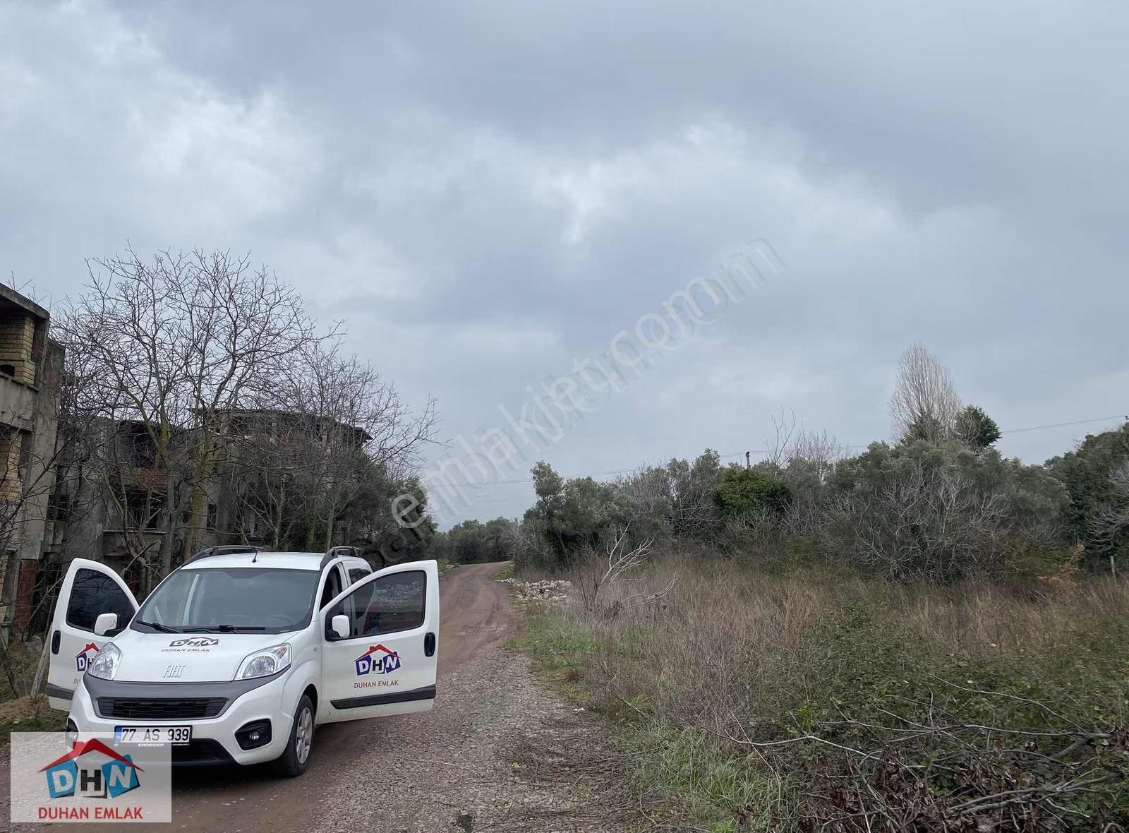 Duhan Emlak'tan Koru'da Denize Yürüme Mesafesinde 795m² Arsa - Görsel 17