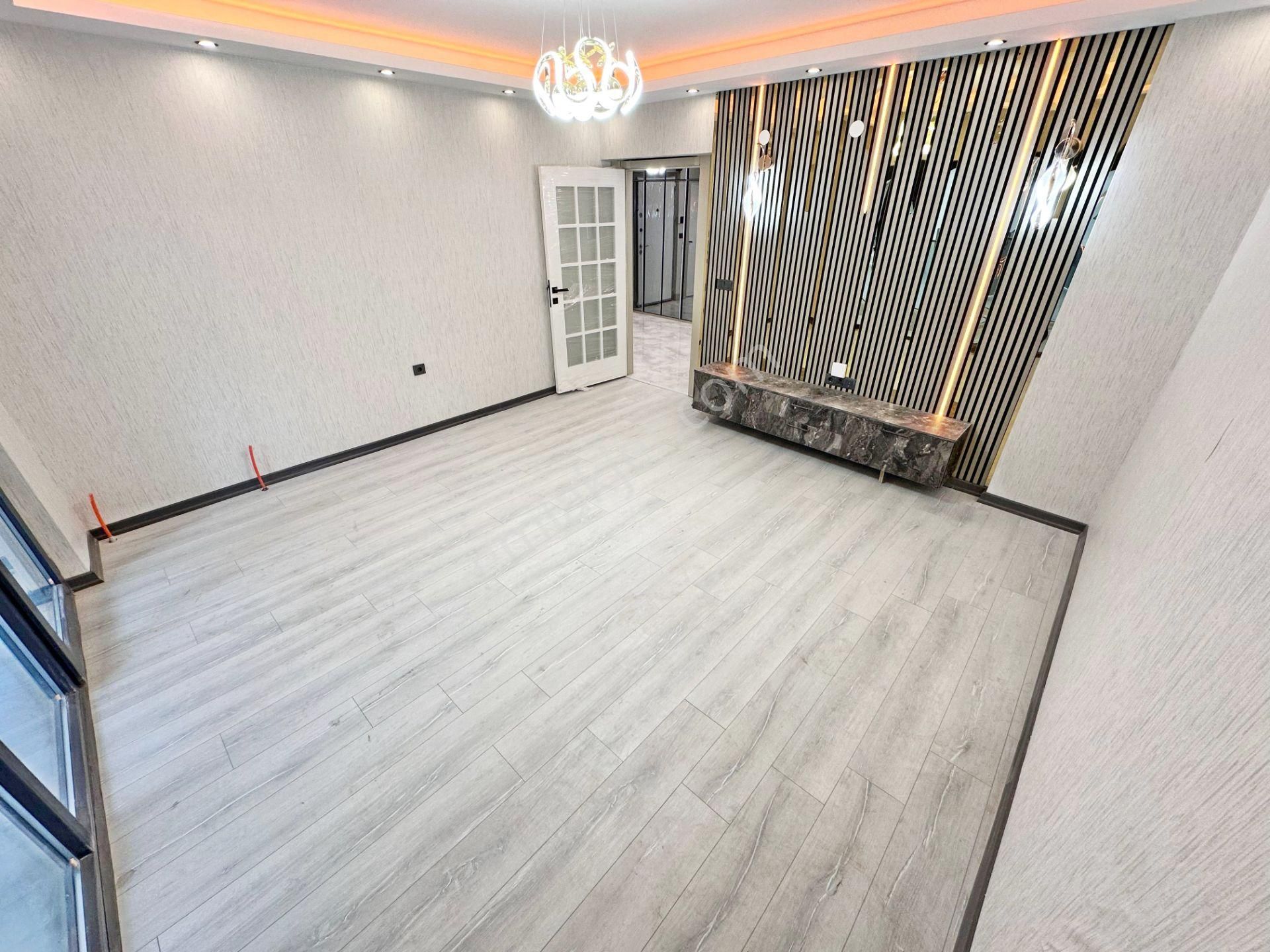 Emsali Olmayan Tek Daire Acil Satılık Ara Katta Geniş Yeni 2+1 Daire - Görsel 26