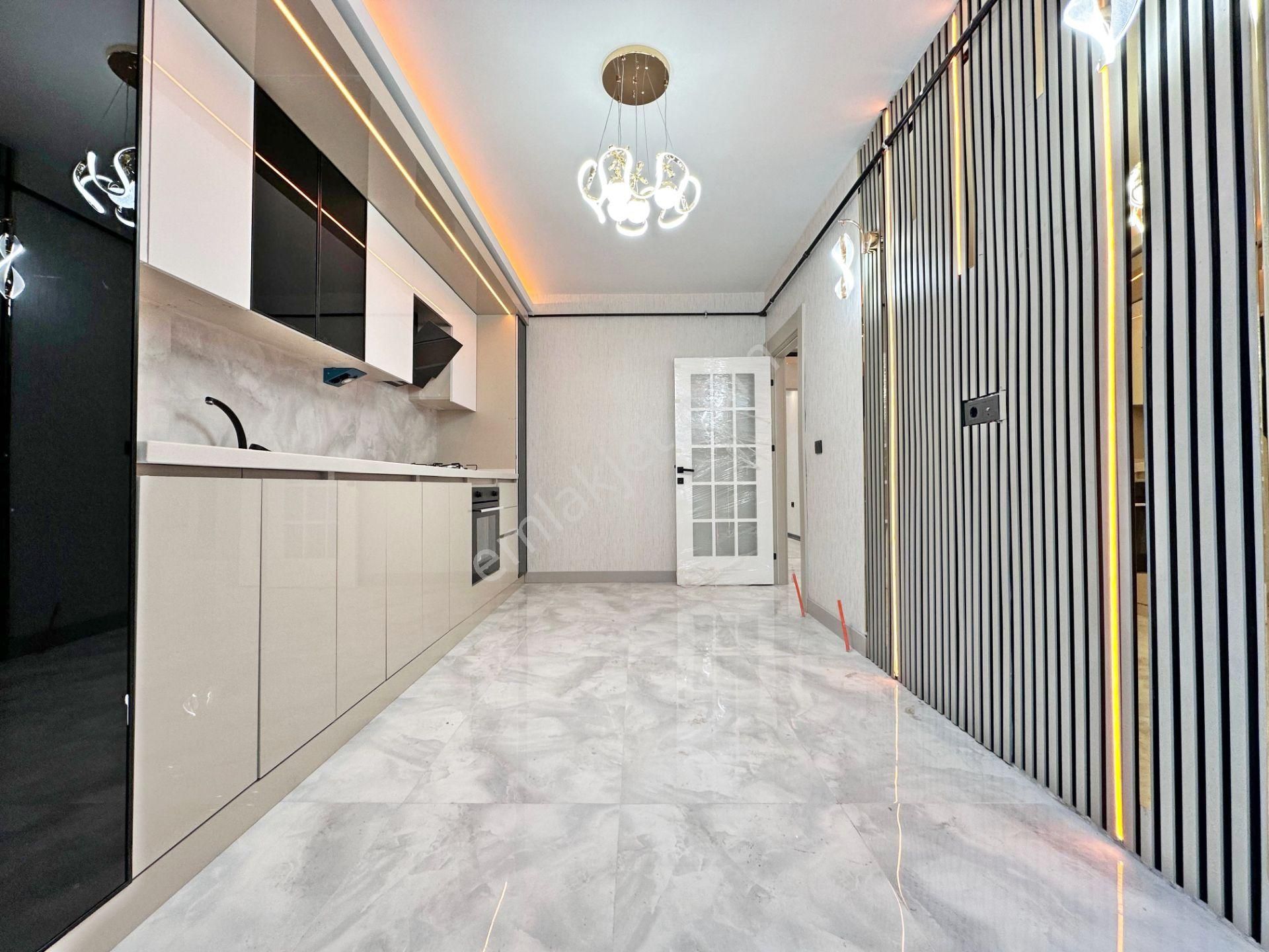 Emsali Olmayan Tek Daire Acil Satılık Ara Katta Geniş Yeni 2+1 Daire - Görsel 5