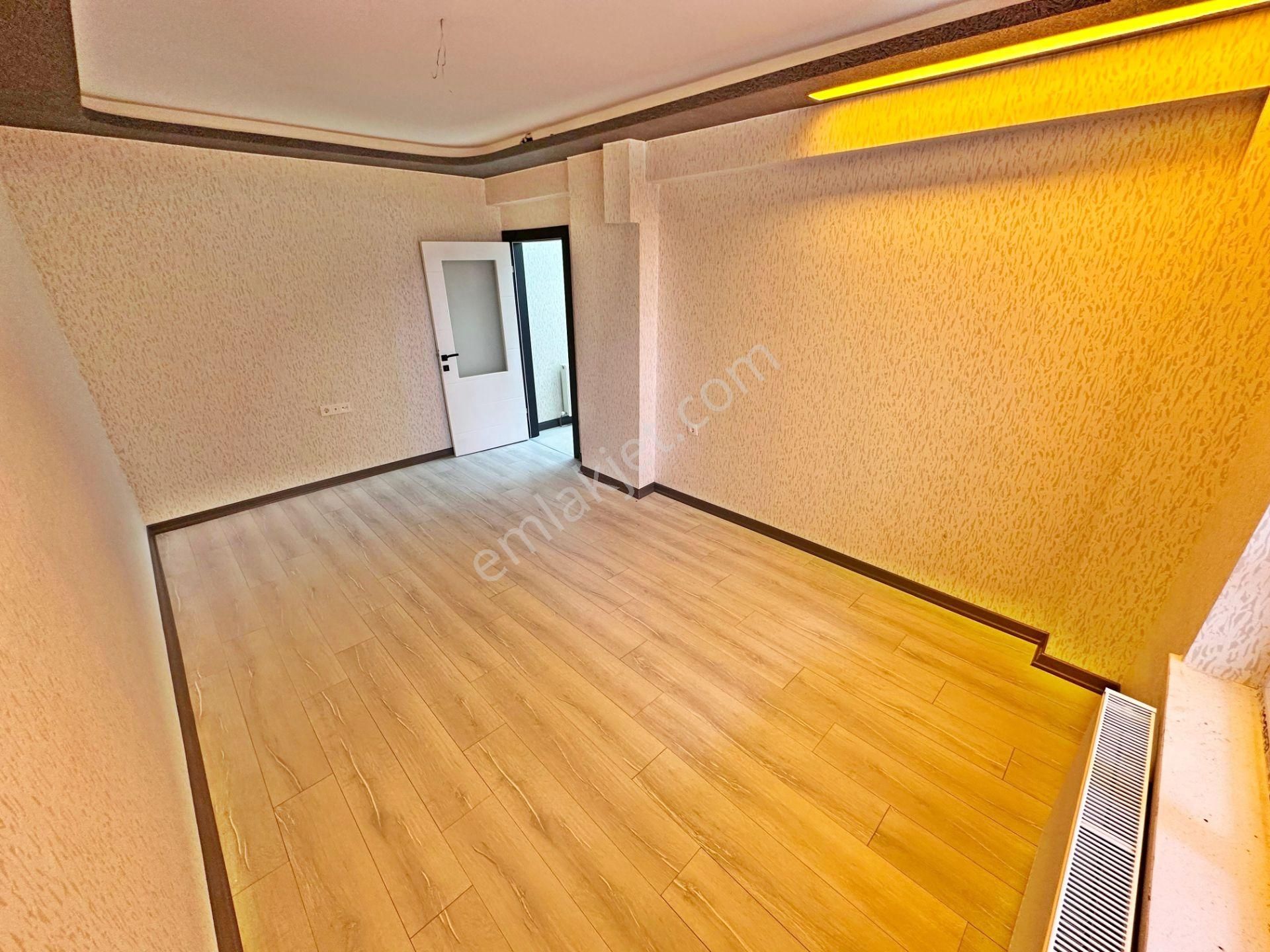 Yılın Fırsat Dairesi Acil Satılık Geniş Emsalsiz Giriş Kat Dairesi 1+1 - Görsel 14