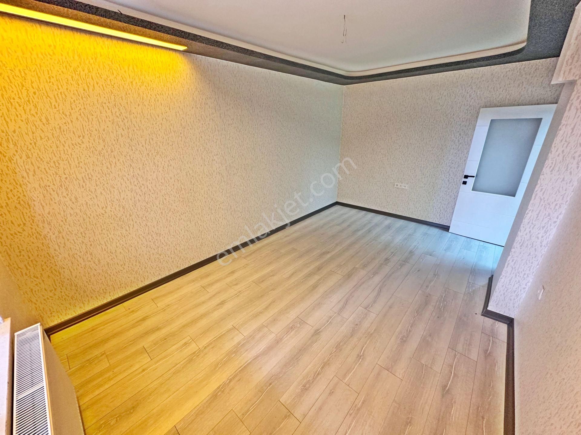 Yılın Fırsat Dairesi Acil Satılık Geniş Emsalsiz Giriş Kat Dairesi 1+1 - Görsel 11