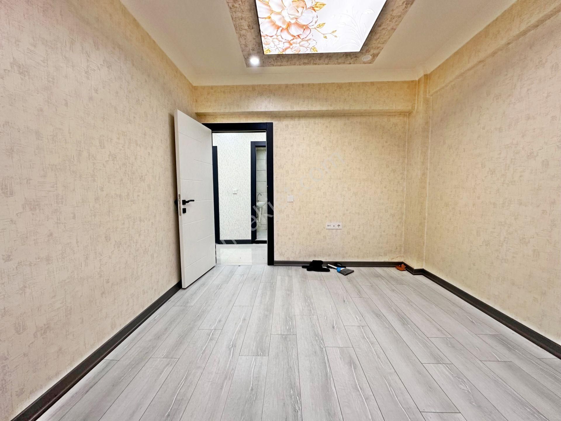 Yılın Fırsat Dairesi Acil Satılık Geniş Emsalsiz Giriş Kat Dairesi 1+1 - Görsel 27