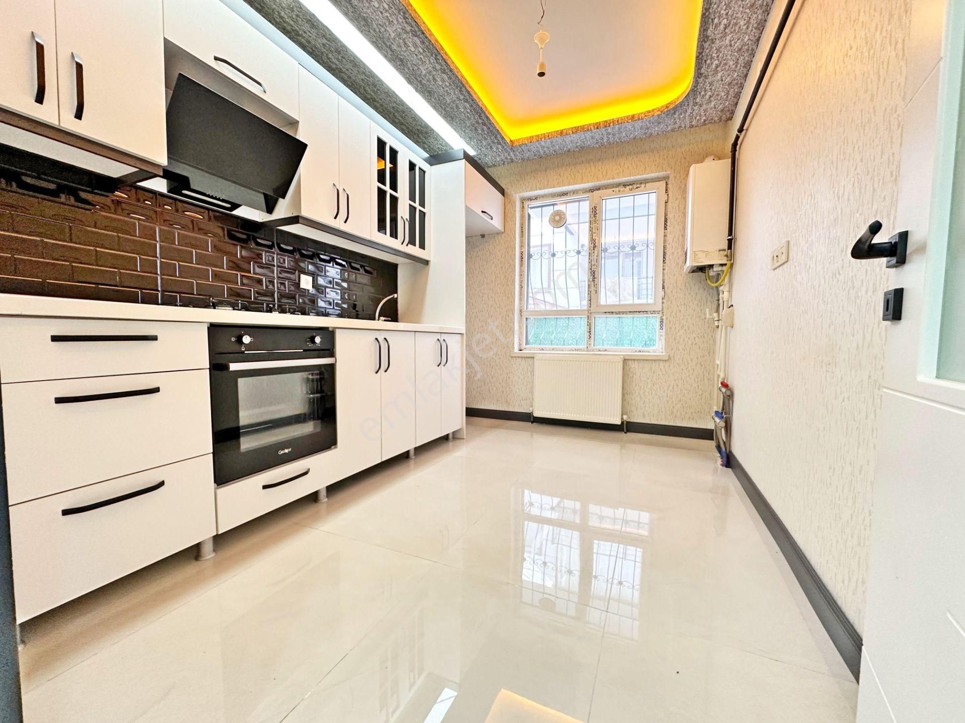 Yılın Fırsat Dairesi Acil Satılık Geniş Emsalsiz Giriş Kat Dairesi 1+1 - Görsel 10