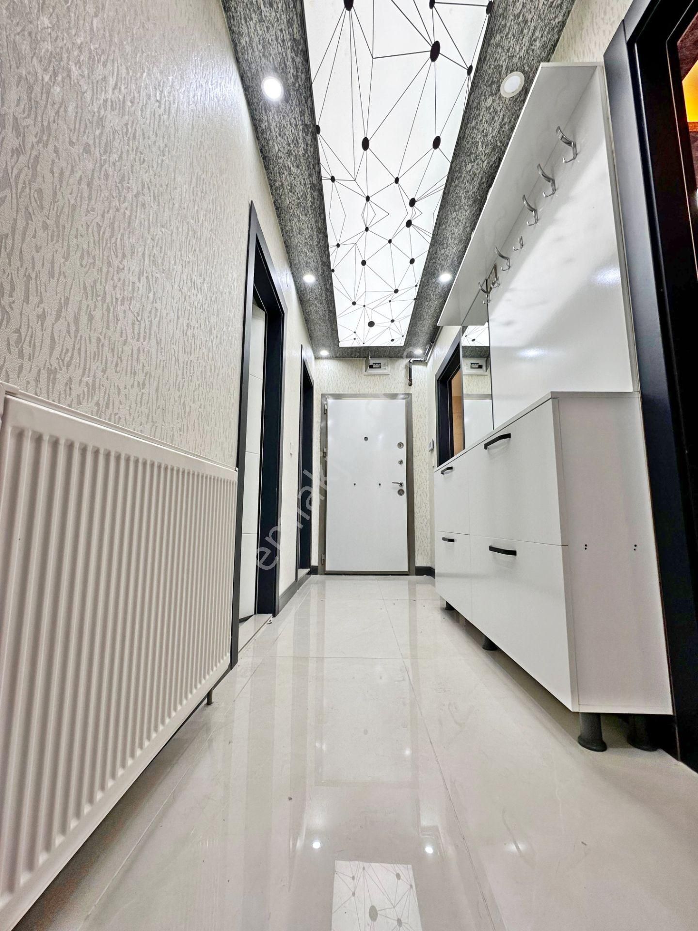 Yılın Fırsat Dairesi Acil Satılık Geniş Emsalsiz Giriş Kat Dairesi 1+1 - Görsel 13