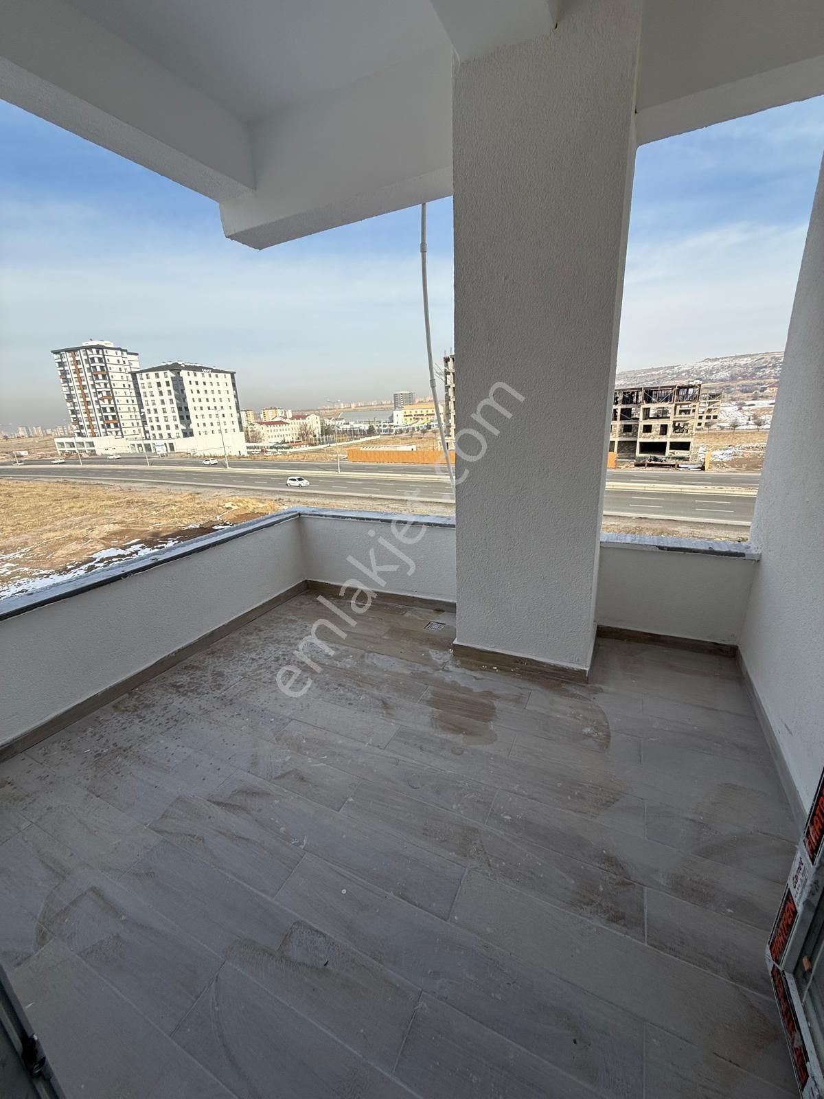 Anadolu Emlaktan Satılık Mimsinde Korkmaz İnş. Ara Kat Daire - Görsel 15