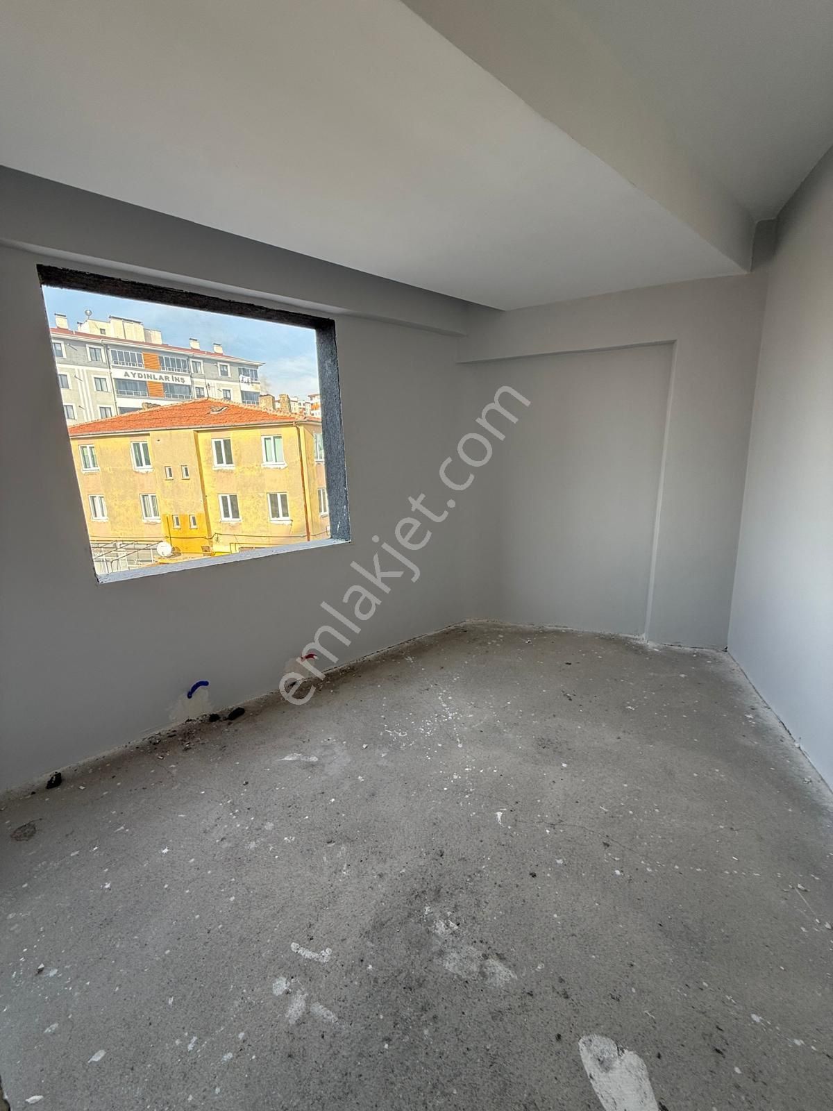 Anadolu Emlaktan Satılık Mimsinde Korkmaz İnş. Ara Kat Daire - Görsel 11