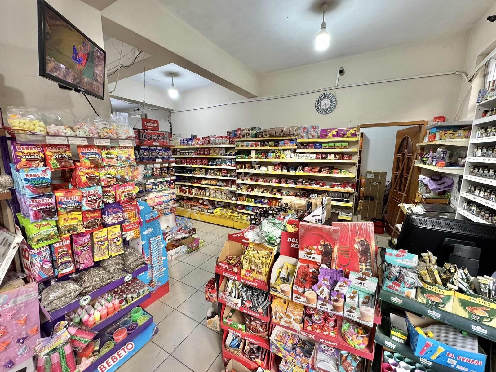 Biens'den Bağlarbaşın'da Satılık 3 Okulun Yanında Market - Görsel 6