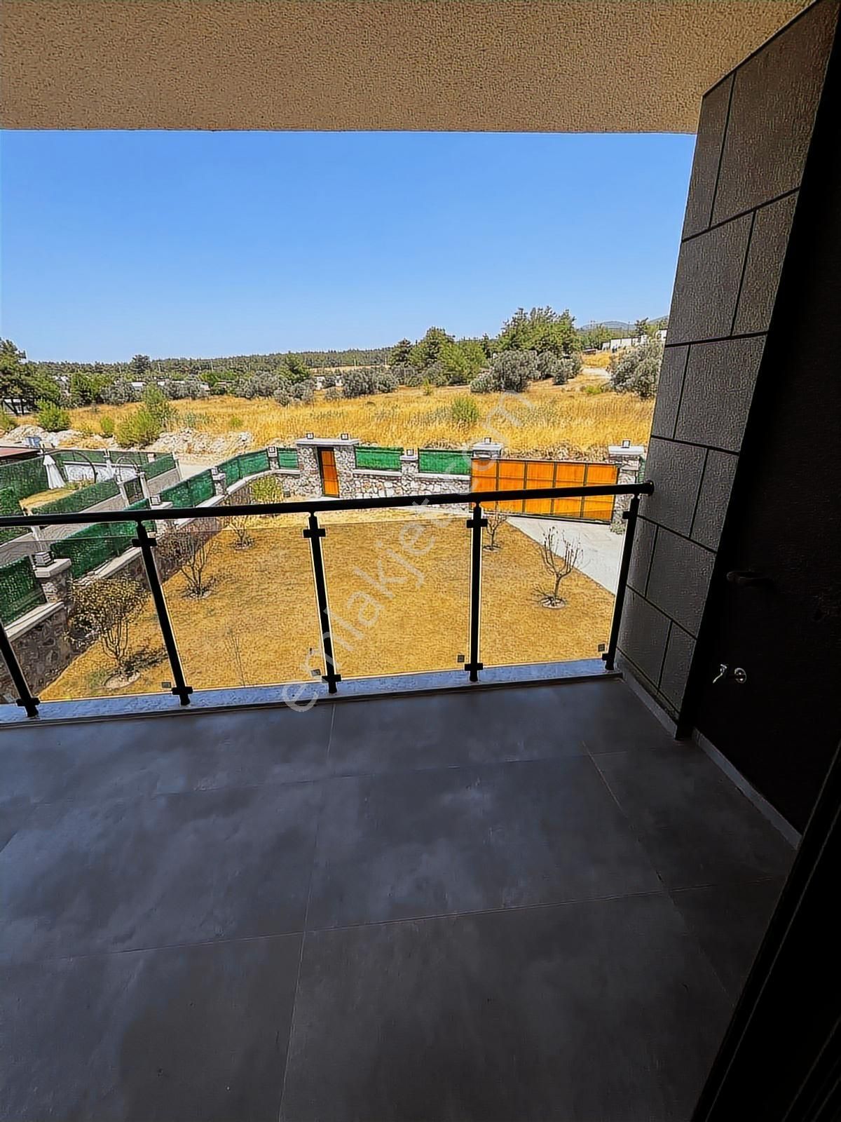 Jasse'den Kaynaklar Merkezde Havuzlu Dubleks 4+1 Satılık Villa - Görsel 3