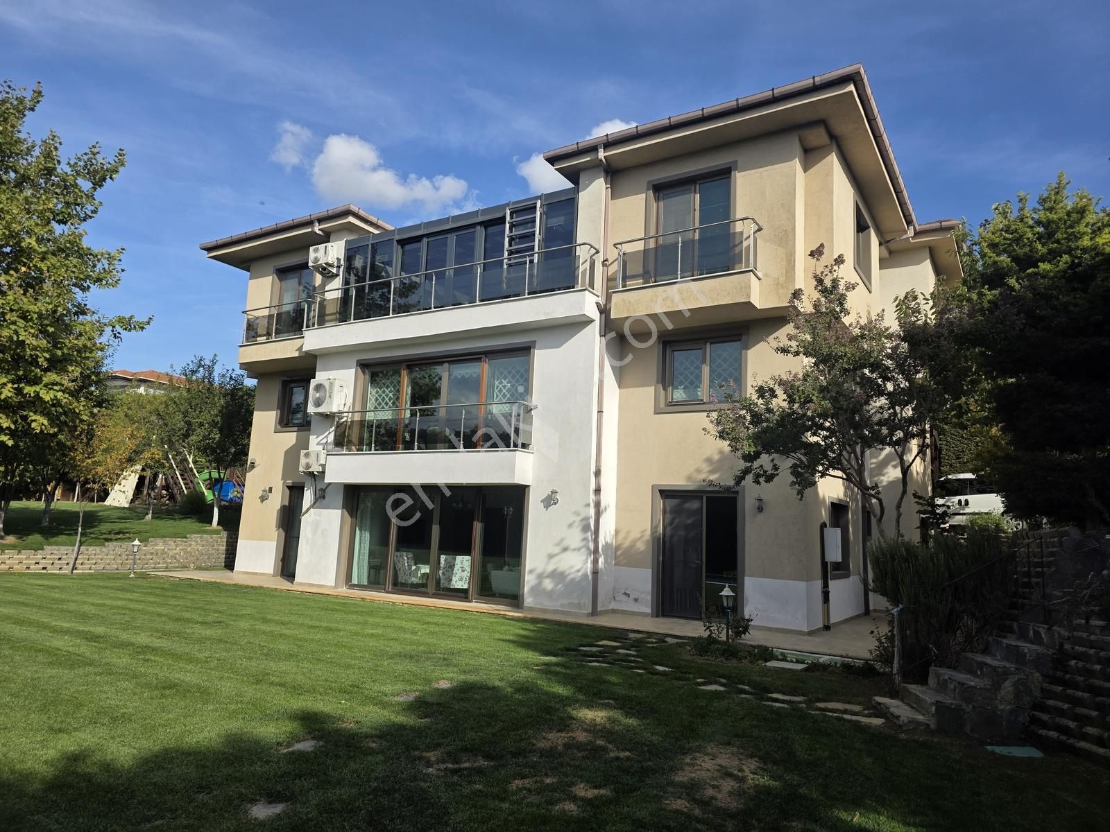 Tepekent'te Satılık Villa 8+1 2783 M² Müstakil Arsa İçerisinde - Görsel 13