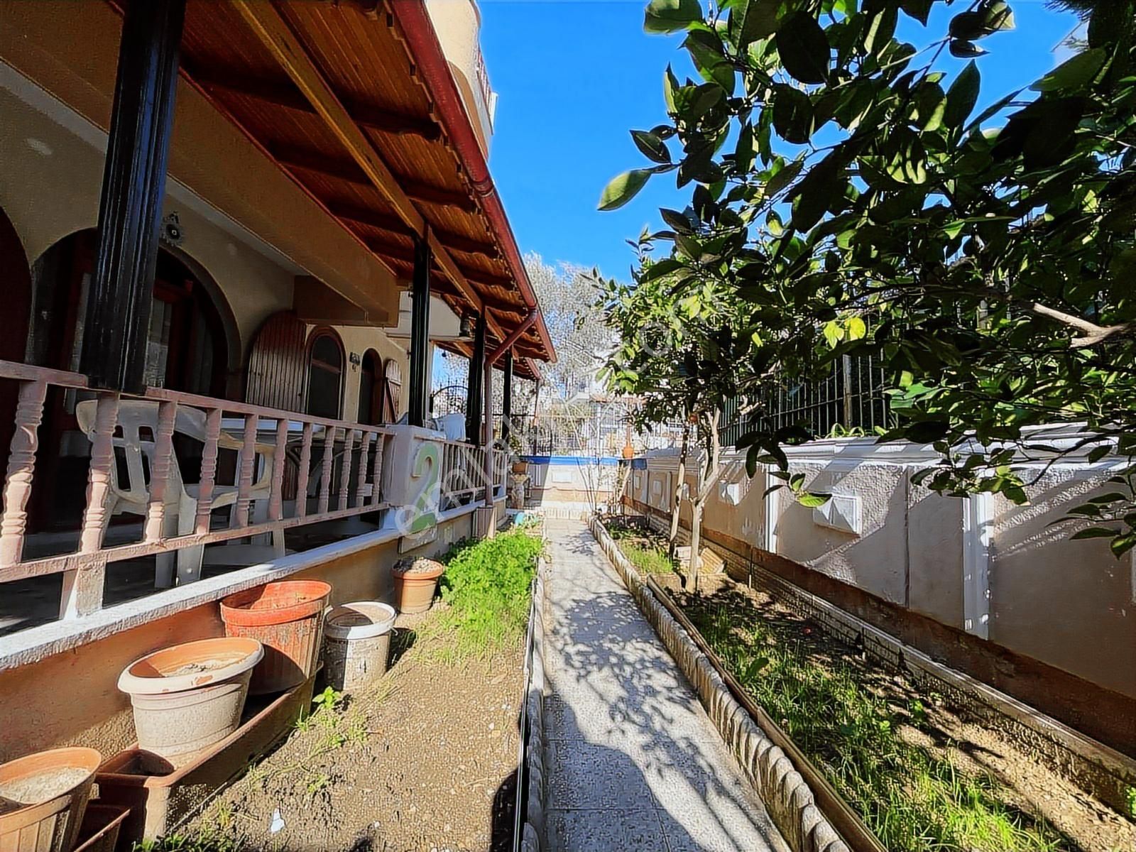 Özderenin Gözdesi Çukuraltında 3+1 Fırsat Dubleks Villa